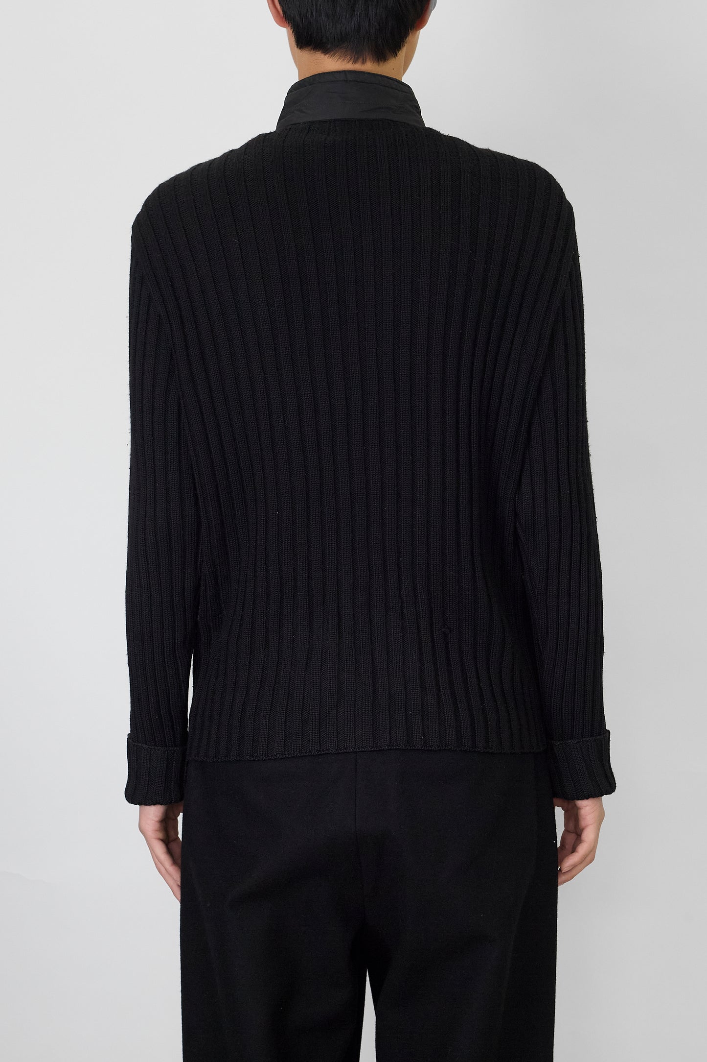 VINTAGE DESIGNED BLACK WOOL KNIT