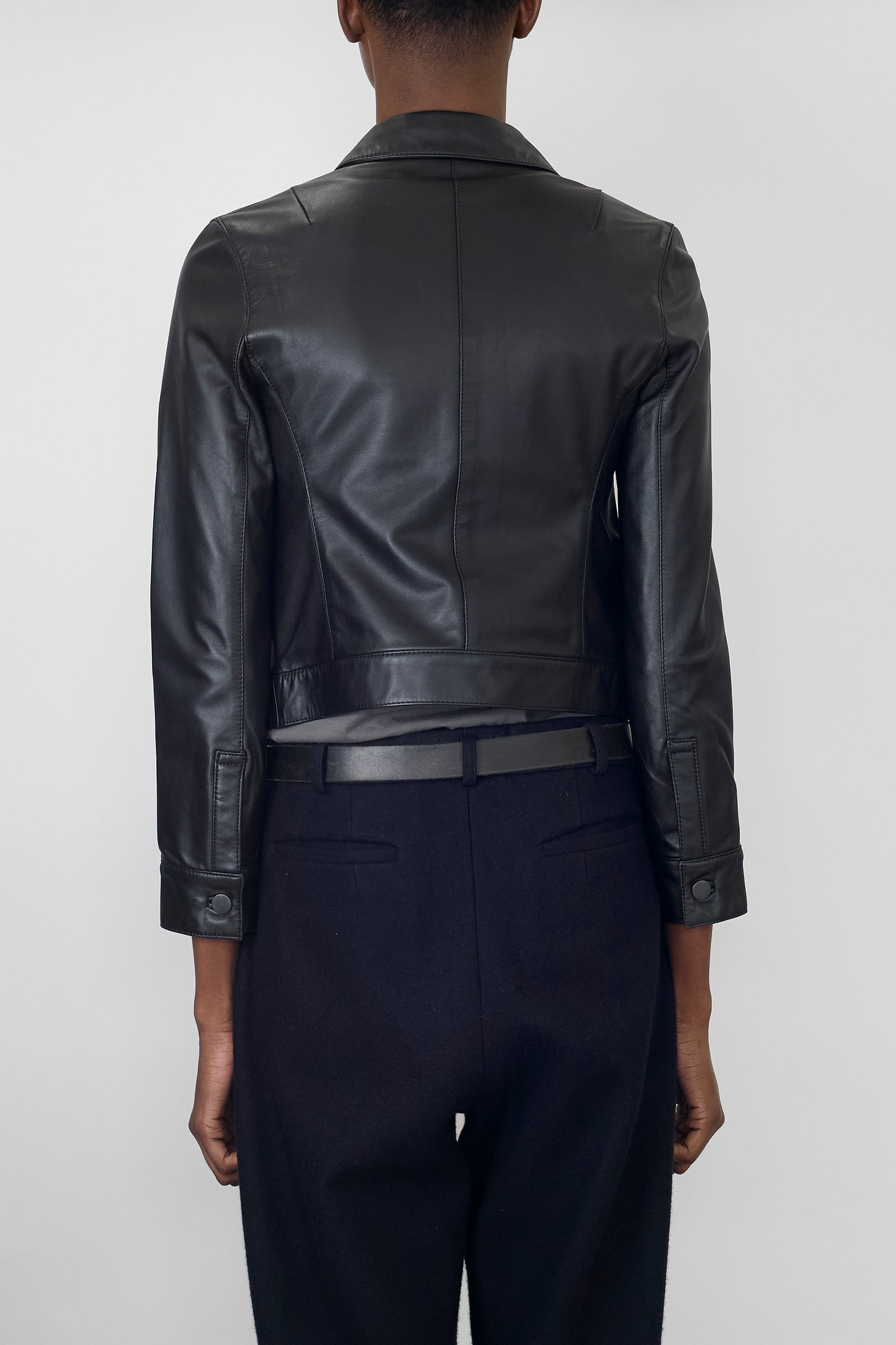 DKNY BLACK LEATHER SHORT JACKET