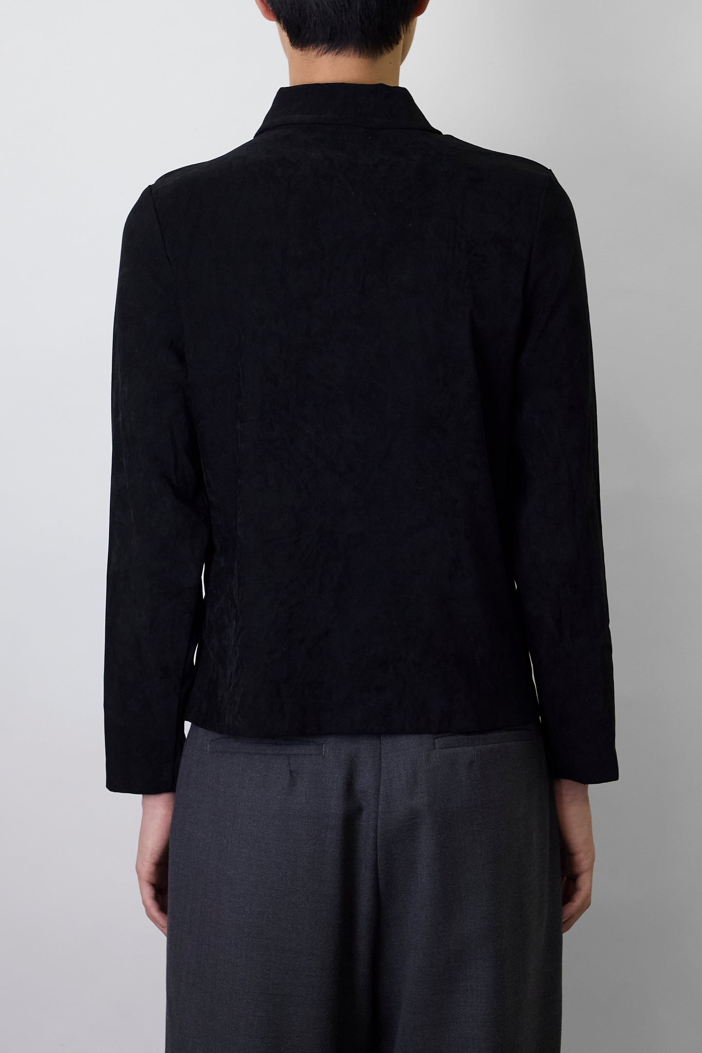 VINTAGE BLACK SHORT SHIRT JACKET