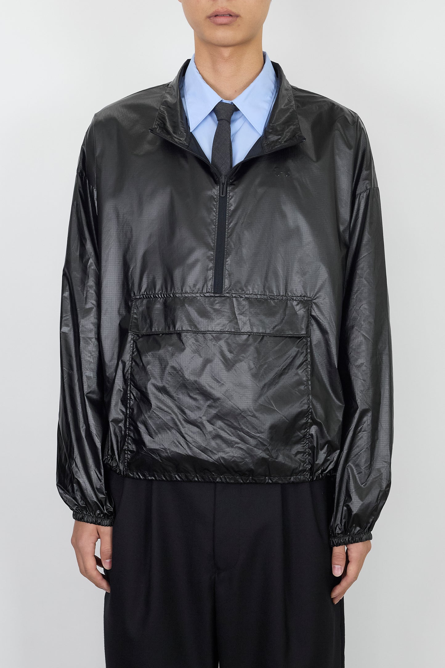 UNDER ARMOUR BLACK NYLON SHORT JACKET
