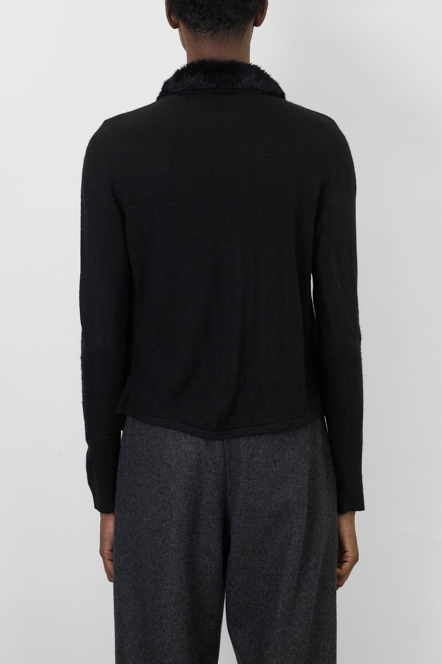 VINTAGE DESIGNED BLACK FAR KNIT SHIRT
