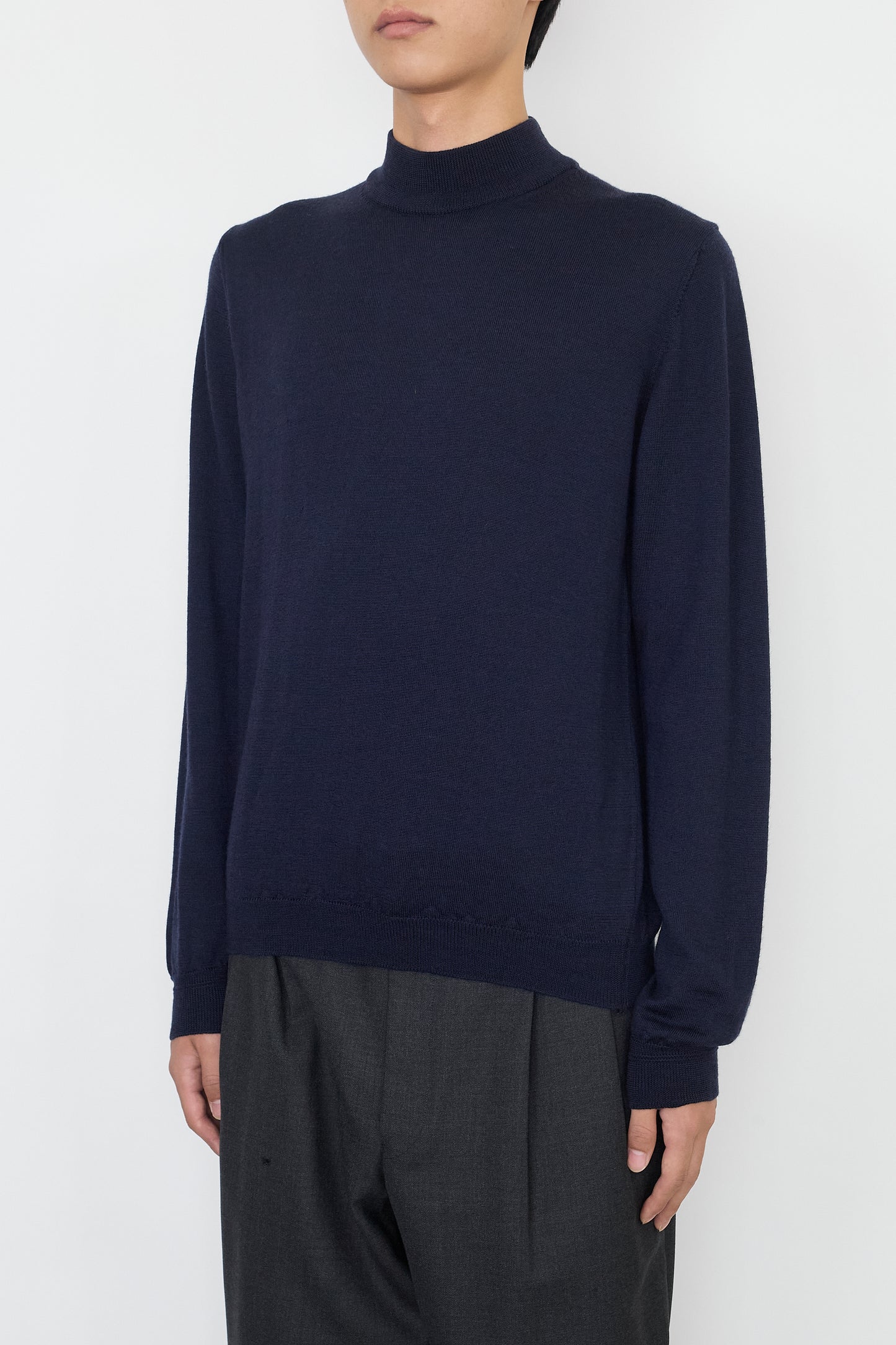 VINTAGE NAVY WOOL MOCK NECK KNIT MADE IN ITALY