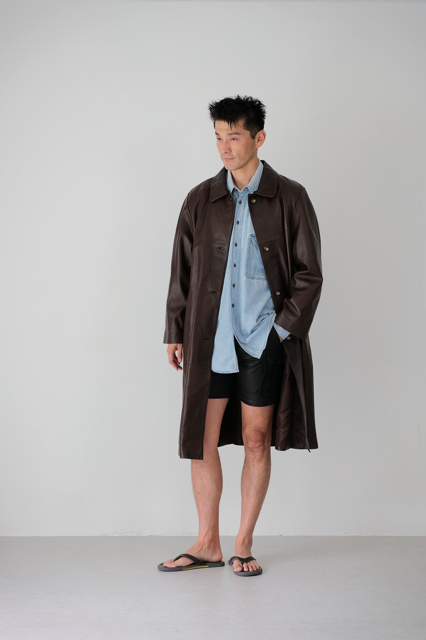 VINTAGE DESIGNED BROWN LEATHER COAT MADE IN ITALY