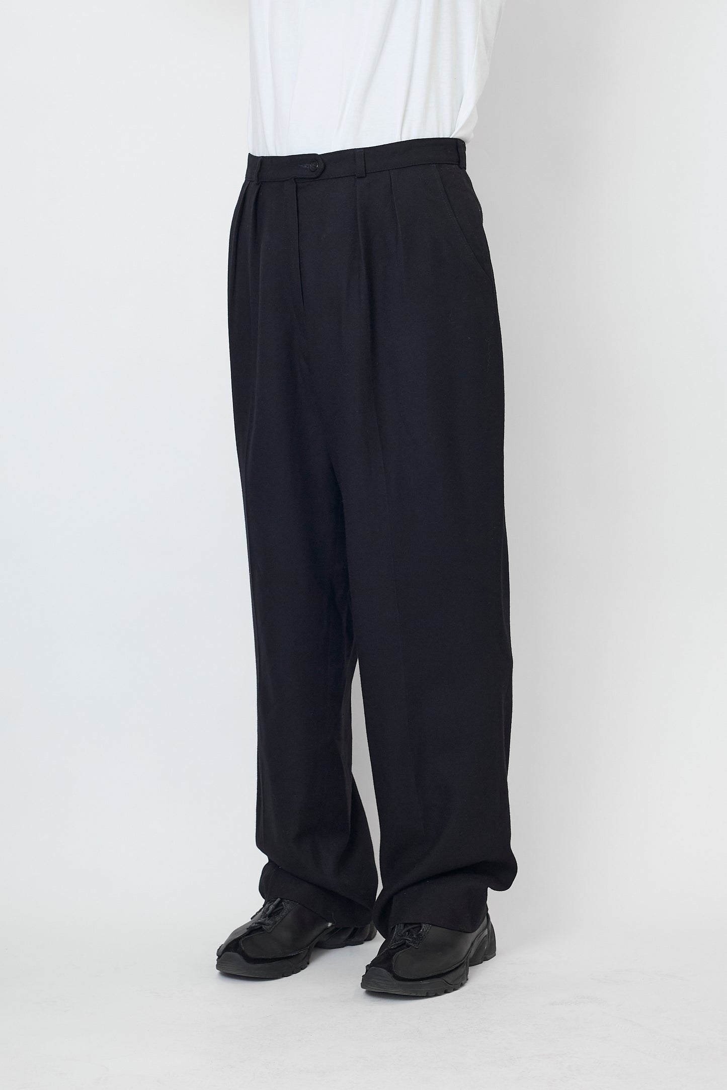 VINTAGE BLACK WOOL WIDE PANTS