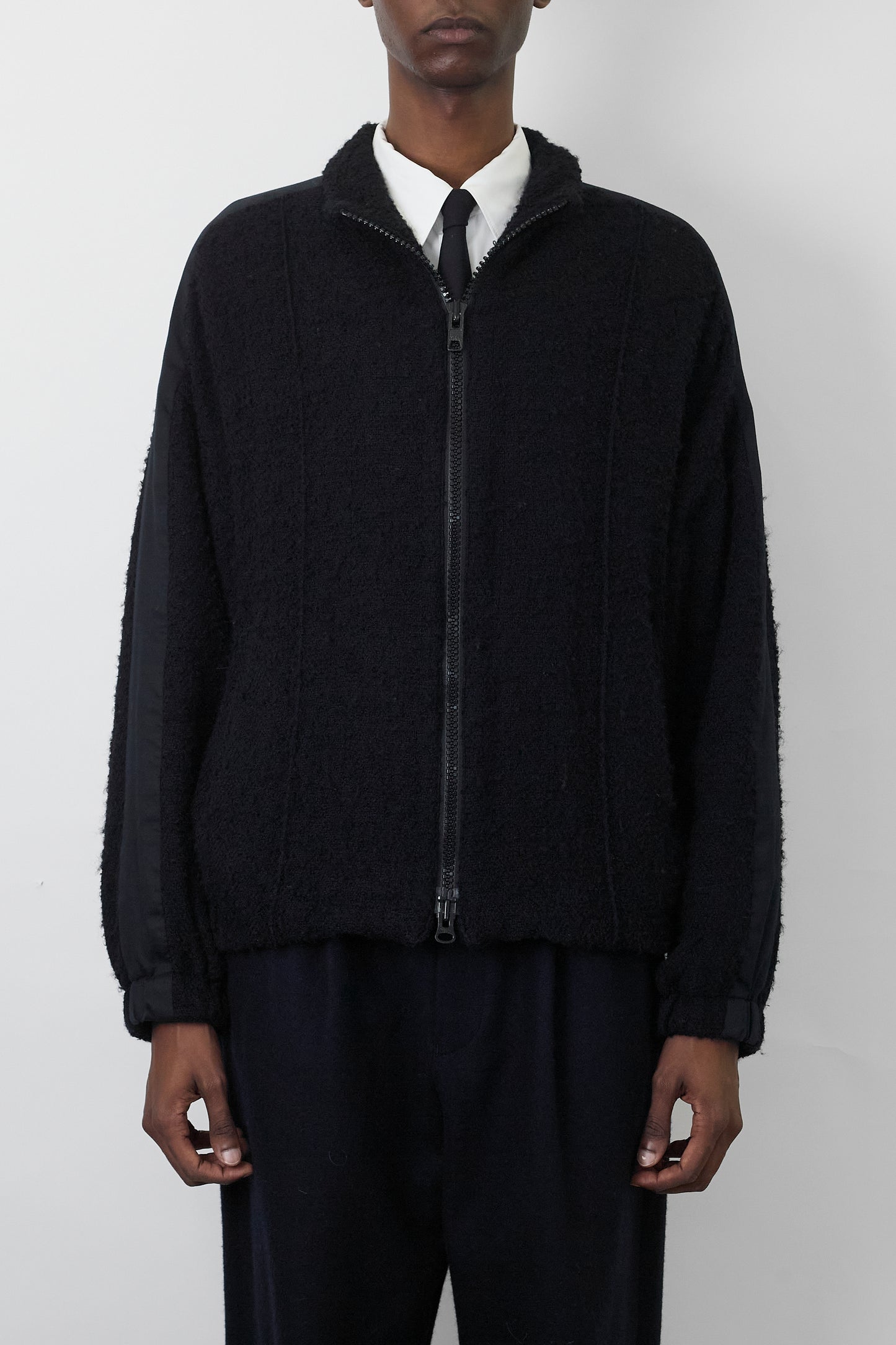 Y'S PINK DESIGNED BLACK WOOL ZIP UP SHORT JACKET