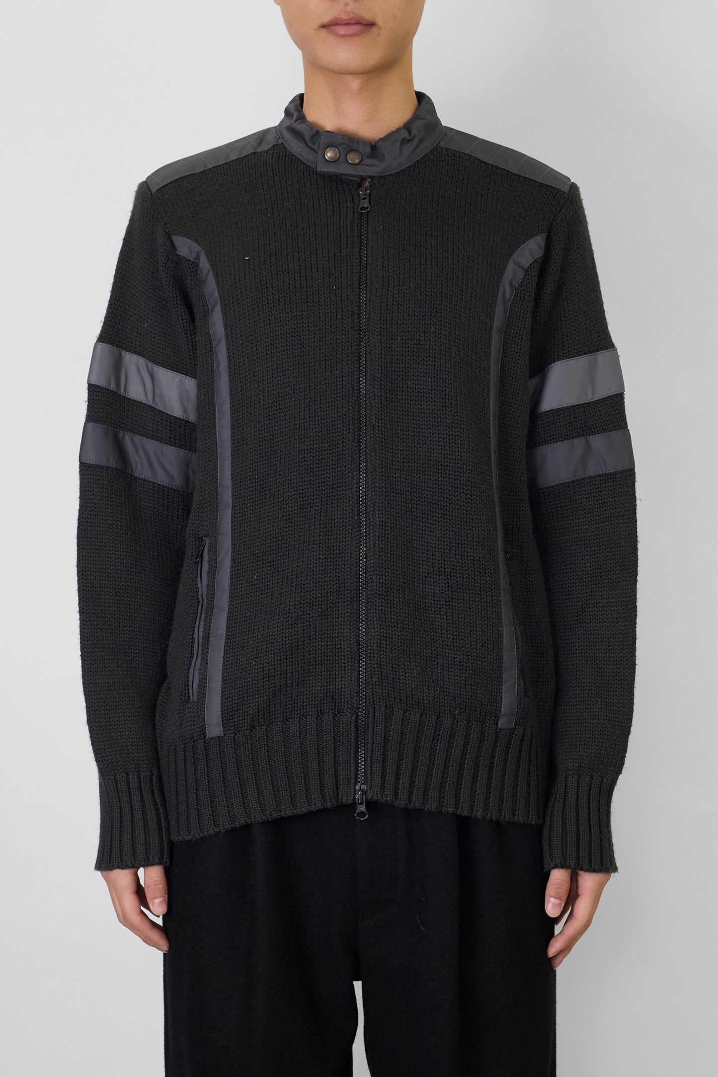 VINTAGE DESIGNED GRAY WOOL ZIP UP KNIT