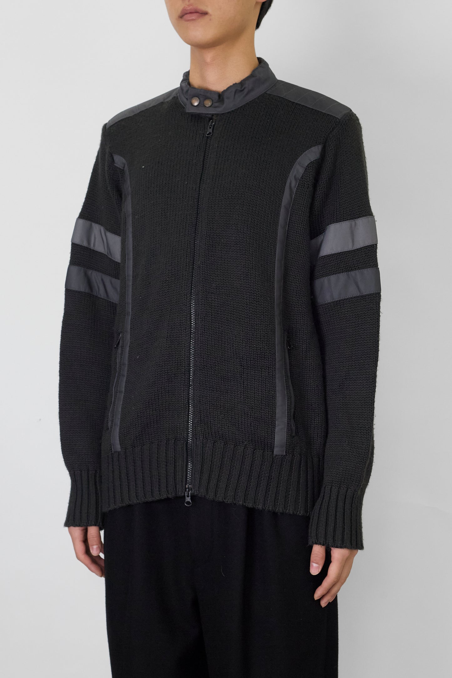 VINTAGE DESIGNED GRAY WOOL ZIP UP KNIT