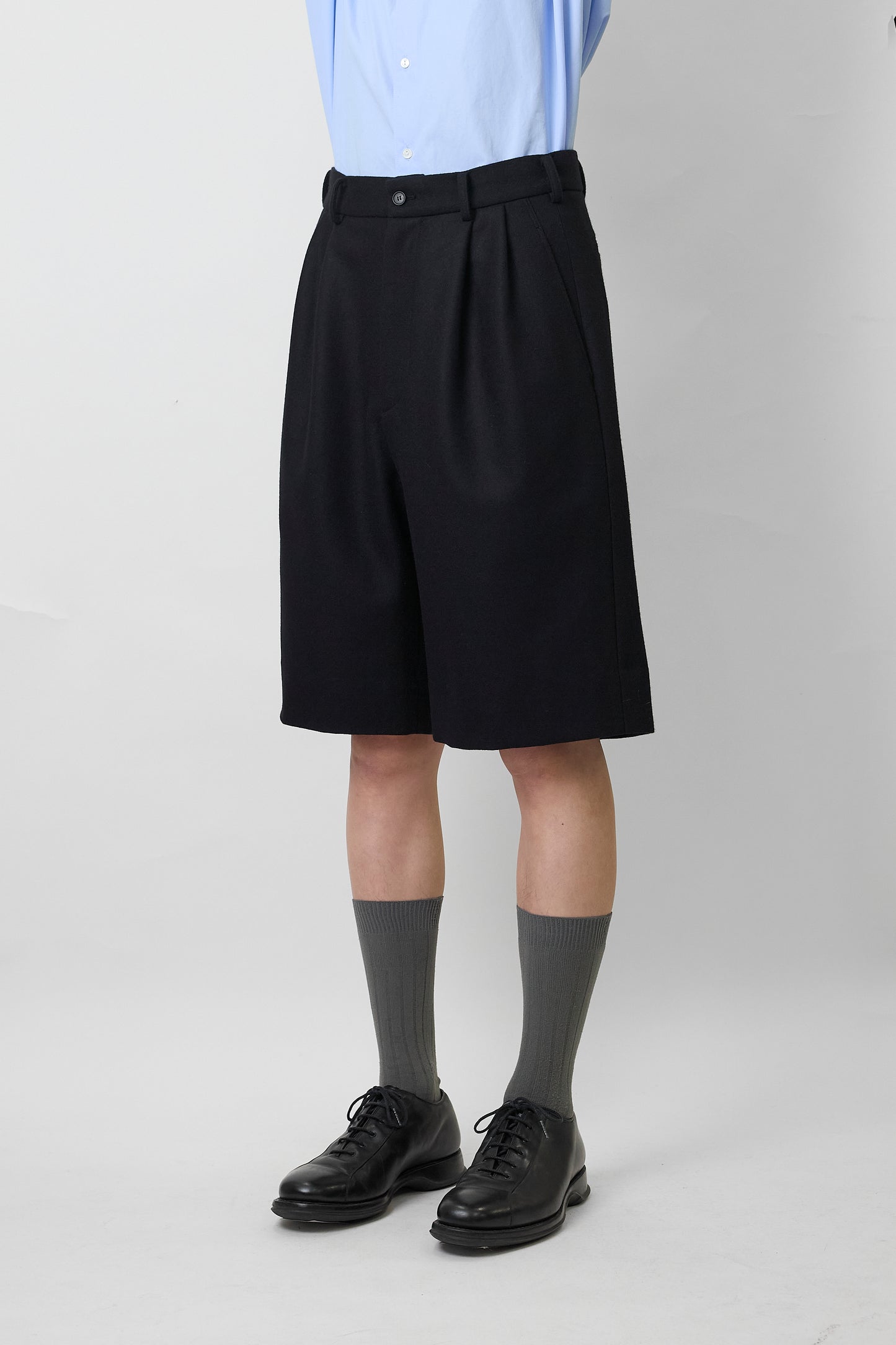 NTRUL MELTON WIDE SHORTS BLACK