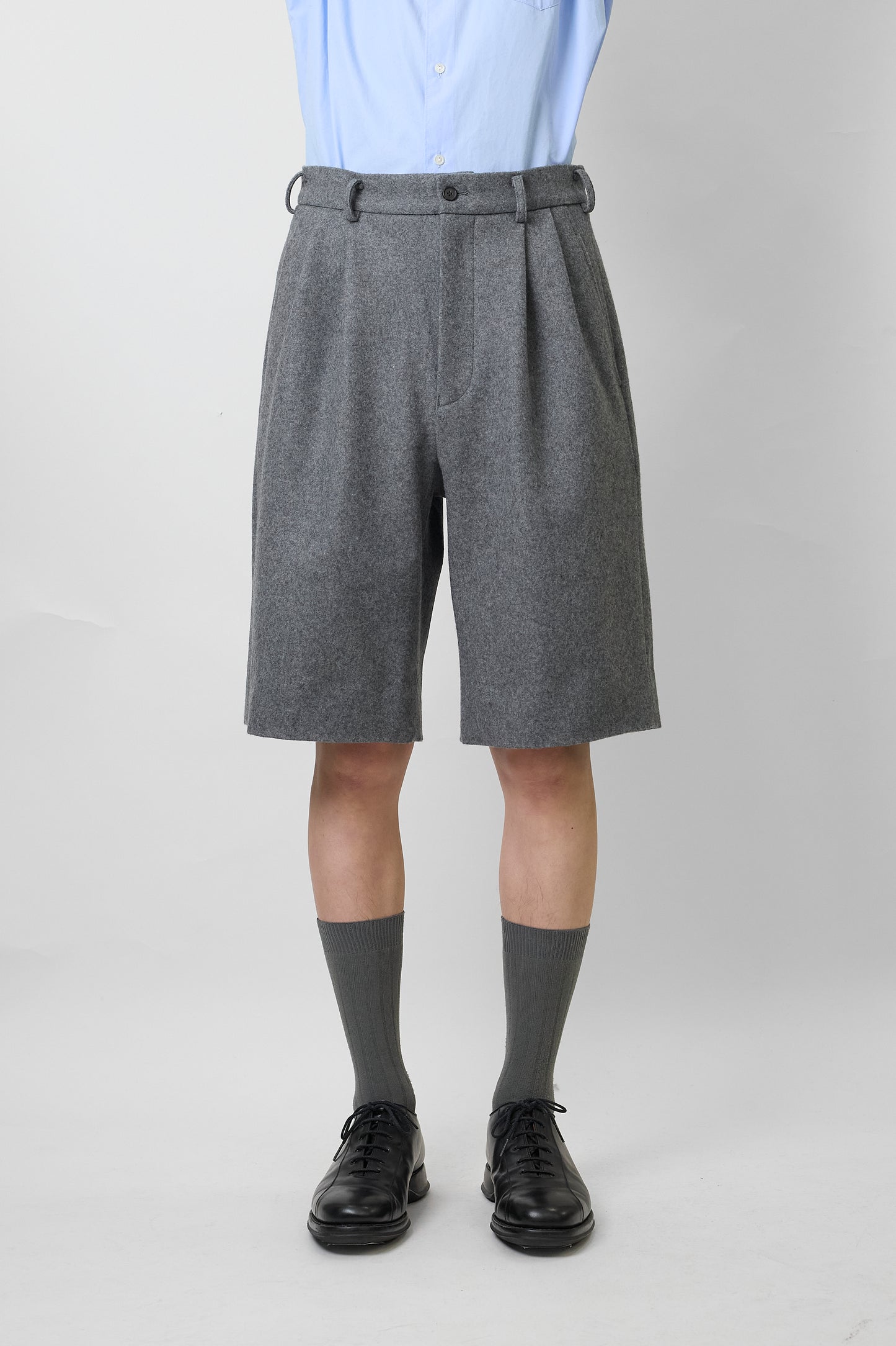 NTRUL MELTON WIDE SHORTS LIGHT GRAY