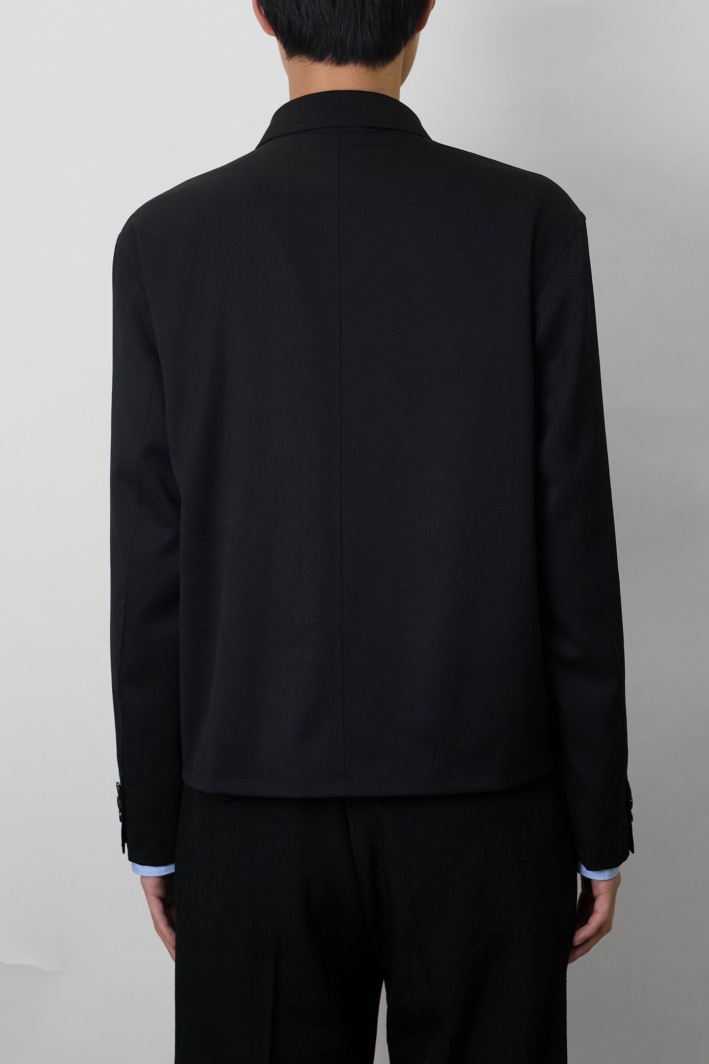 NTRUL MINIMAL JACKET BLACK