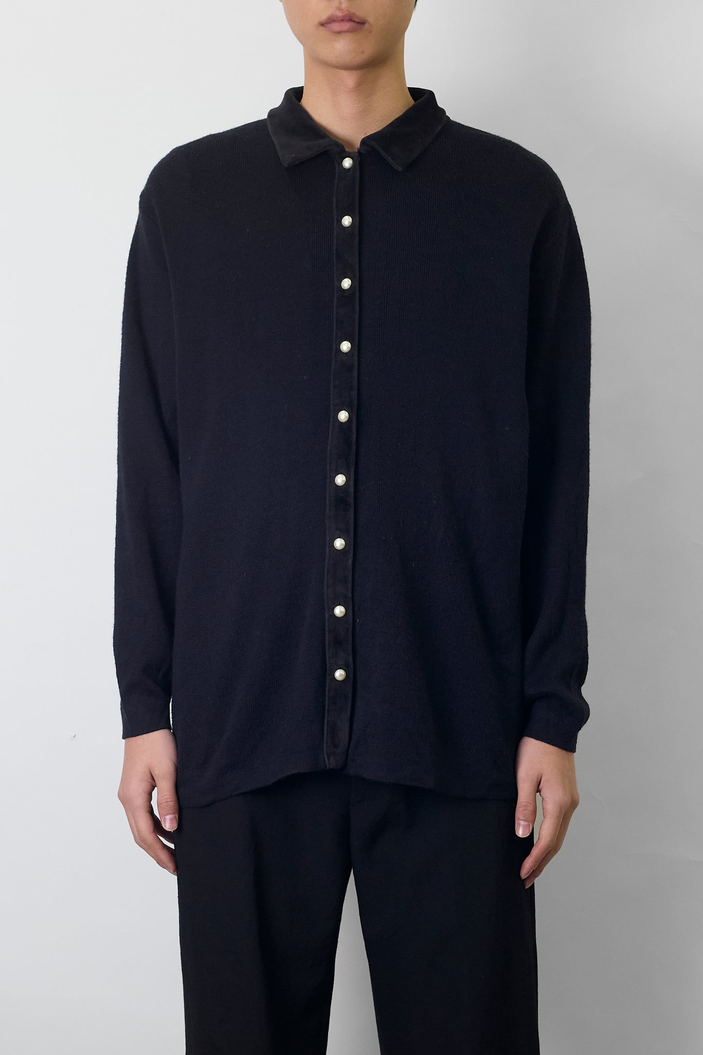 VINTAGE DESIGNED BLACK WOOL KNIT SHIRT