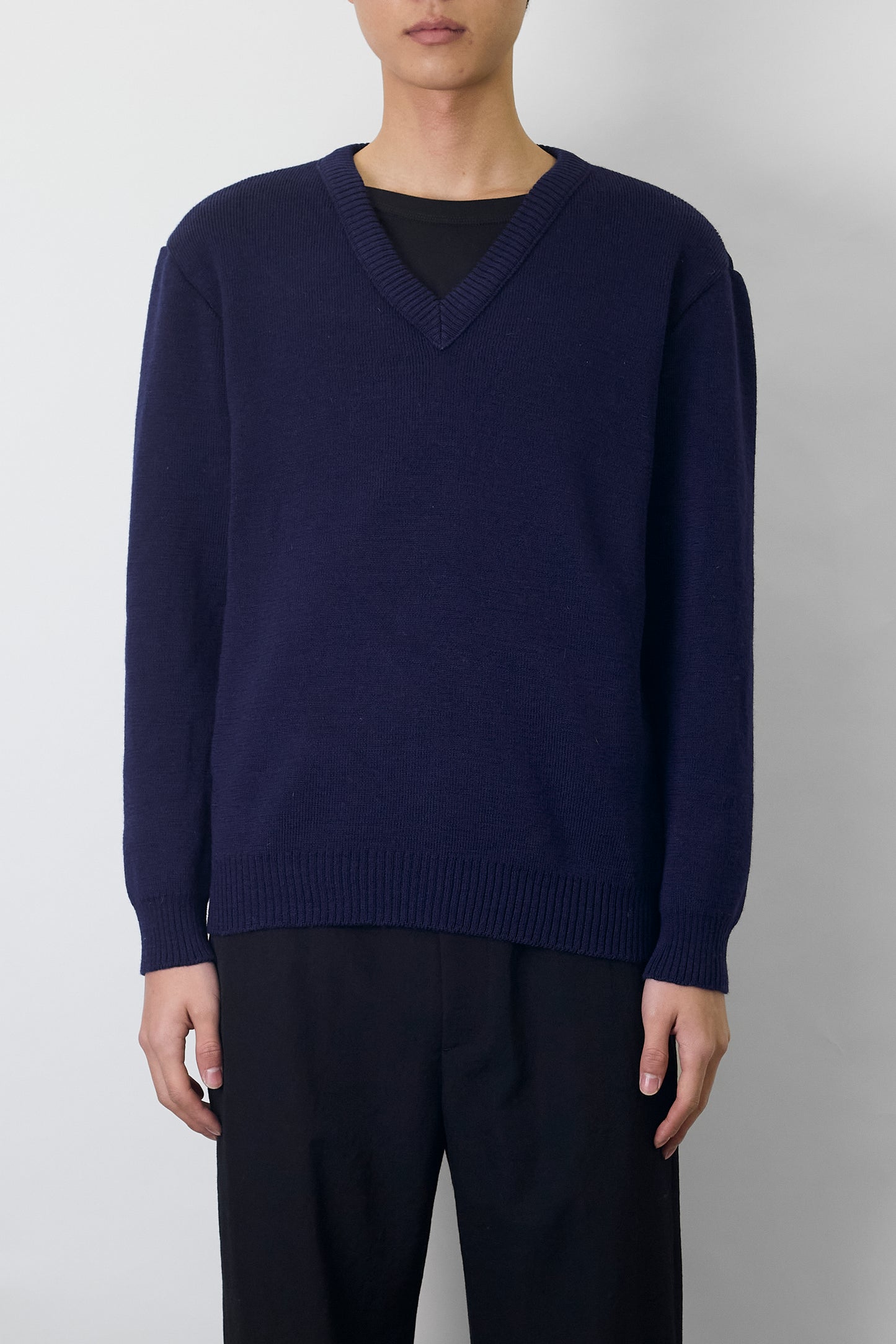 VINTAGE NAVY WOOL V NECK KNIT MADE IN FRANCE