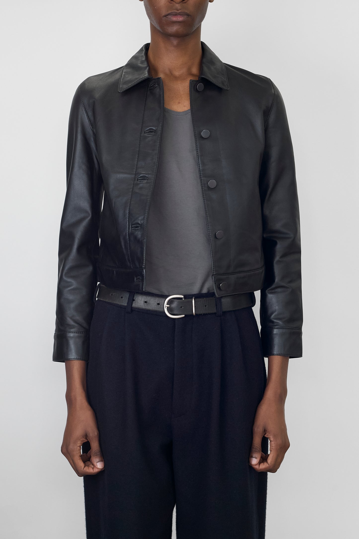 DKNY BLACK LEATHER SHORT JACKET