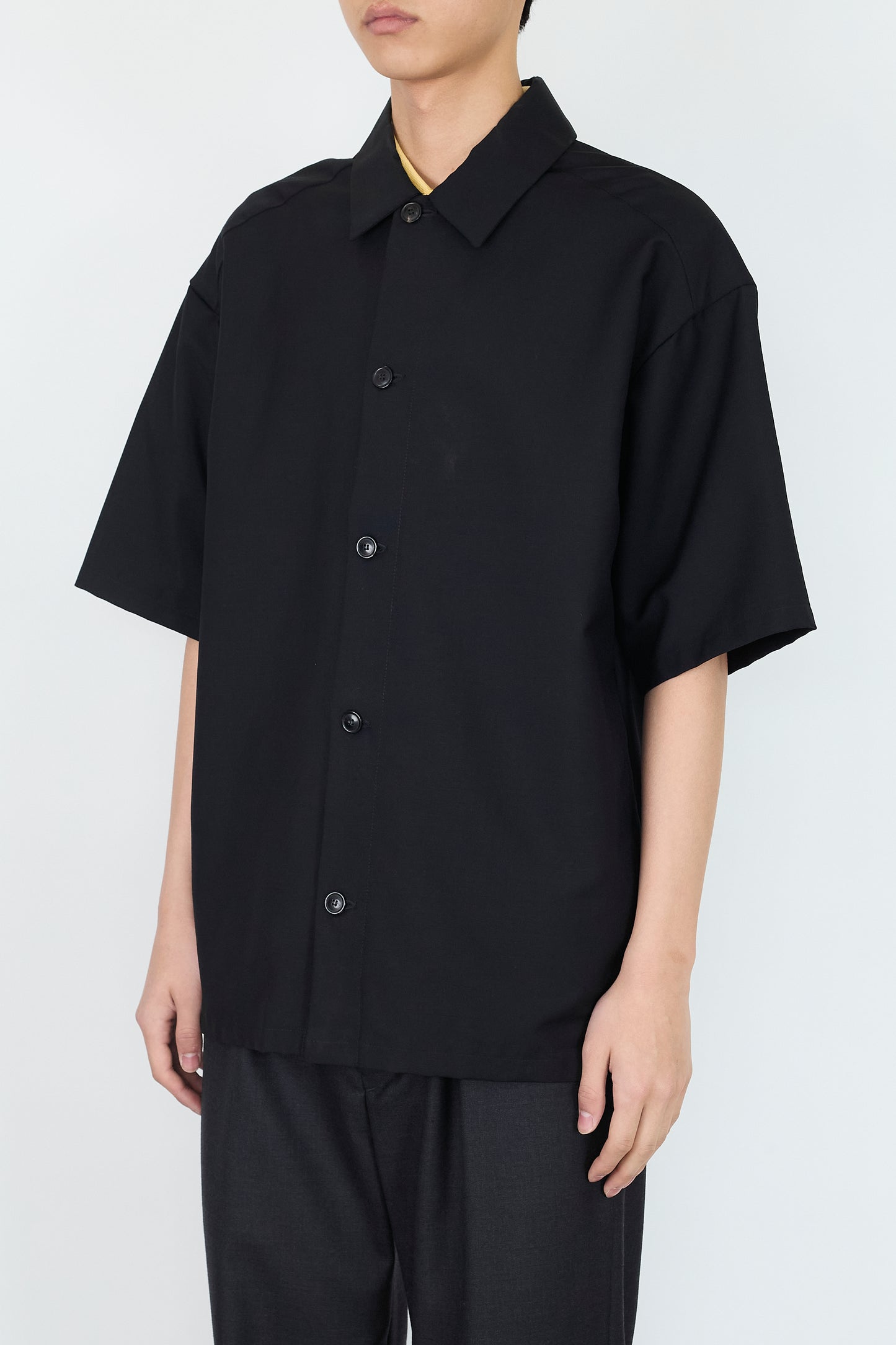 LOWNN BLACK WOOL SHORT SLEEVE SHIRT MADE IN POLAND