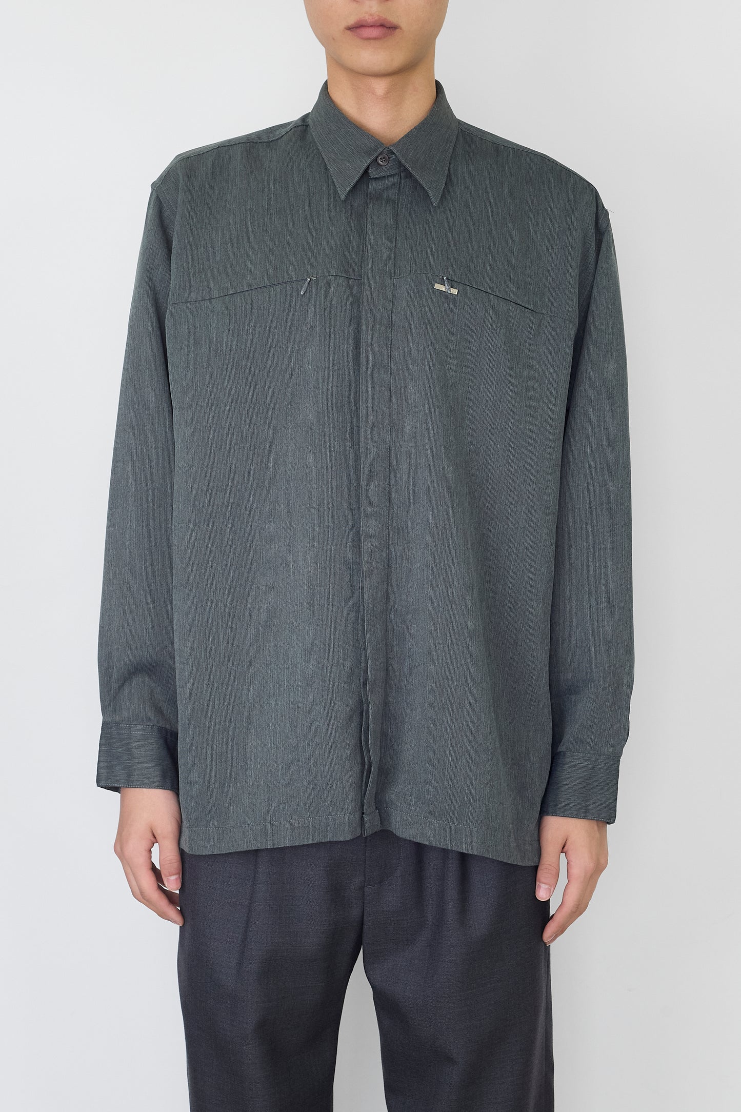 VINTAGE GRAY TECH WIDE SHIRT