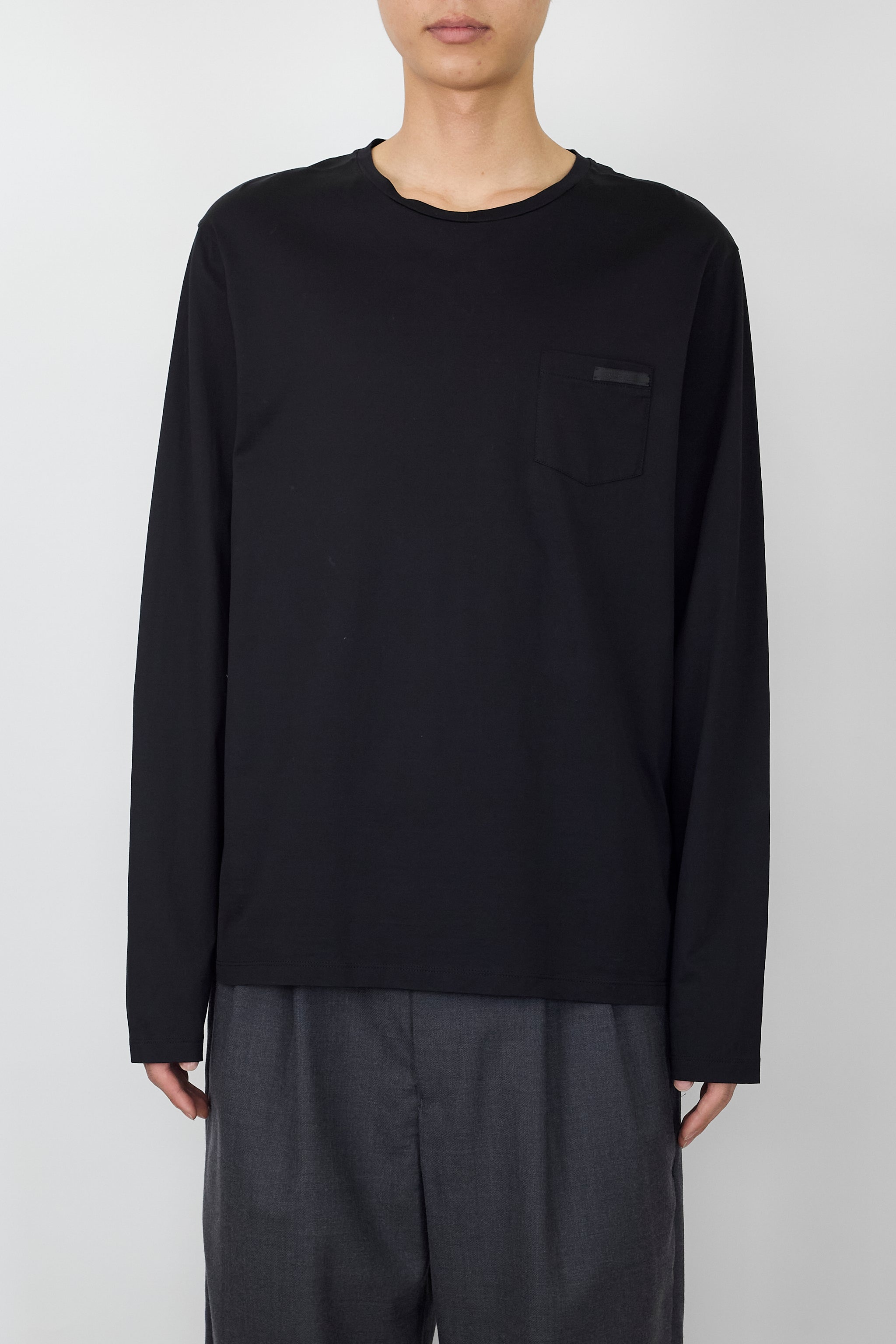 PRADA – DISSONANCE