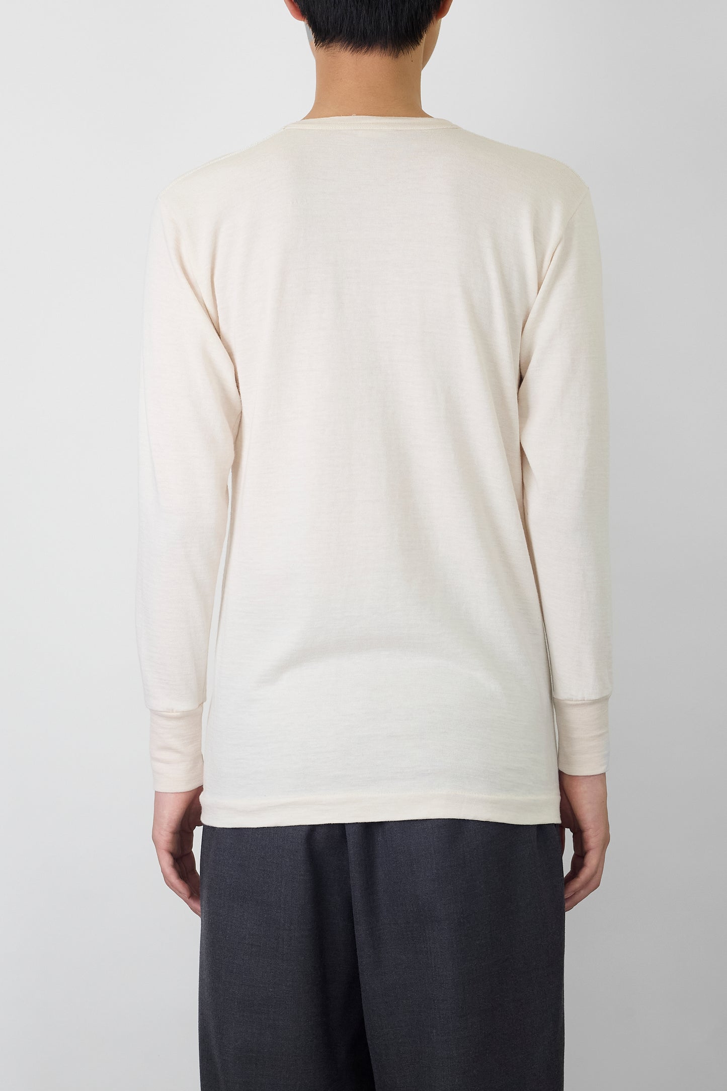 VINTAGE WHITE WOOL KINT