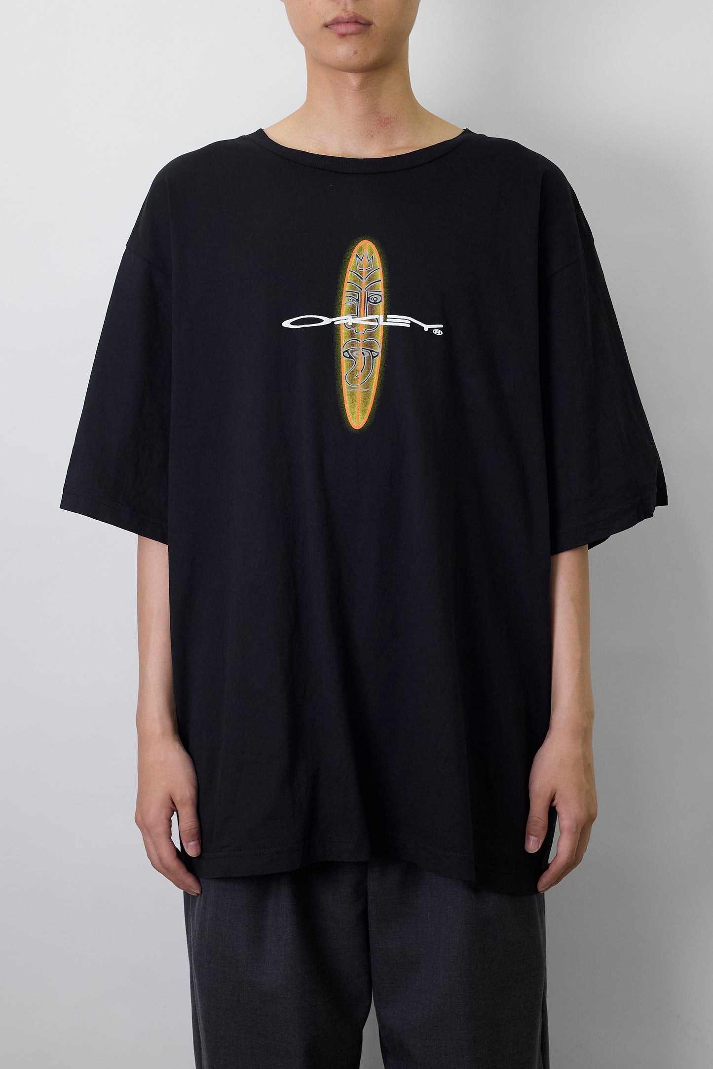 OAKLEY BLACK HALF SLEEVE TEE SHIRT