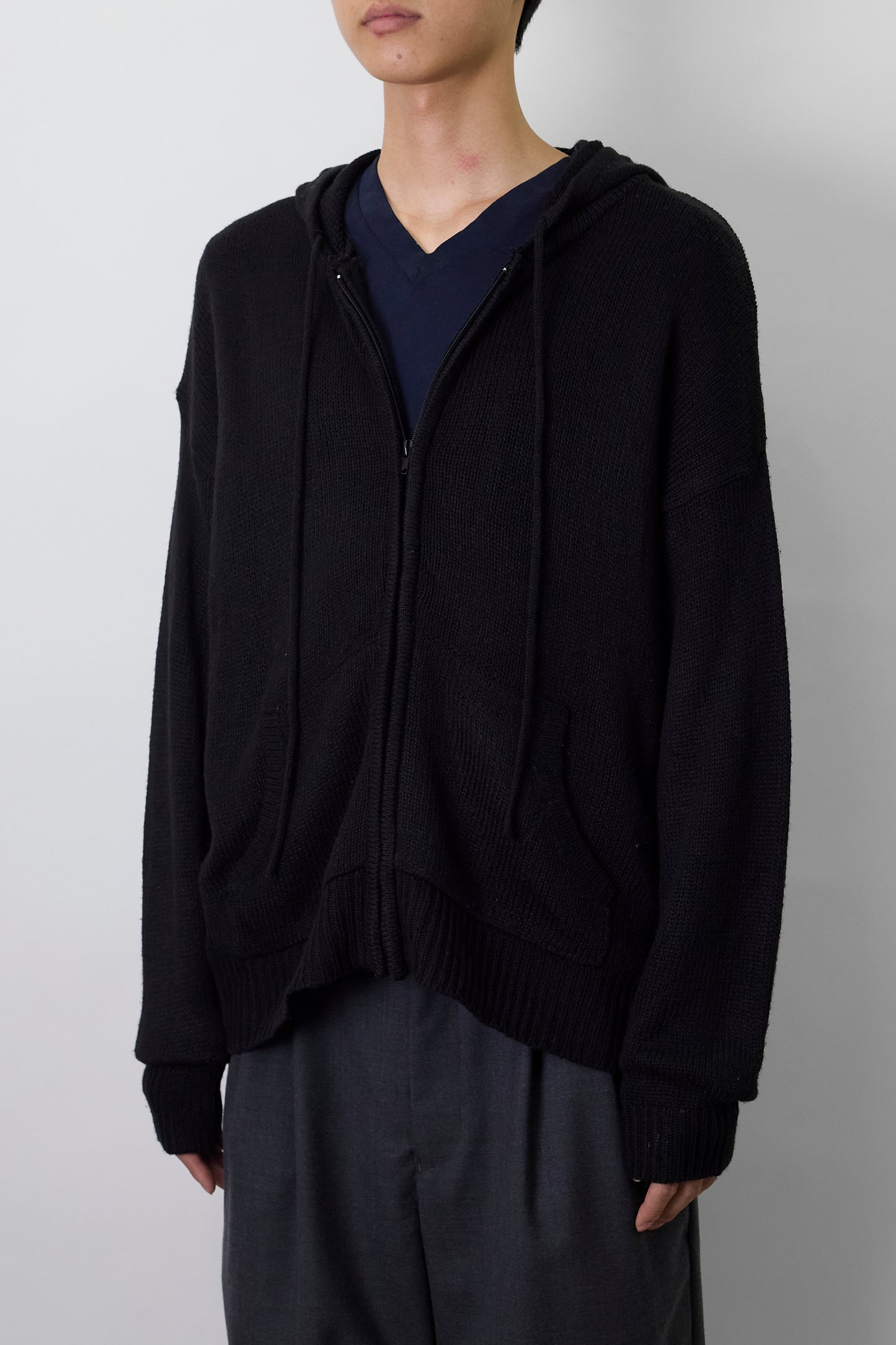 VINTAGE BLACK ZIP UP KNIT HOODIE