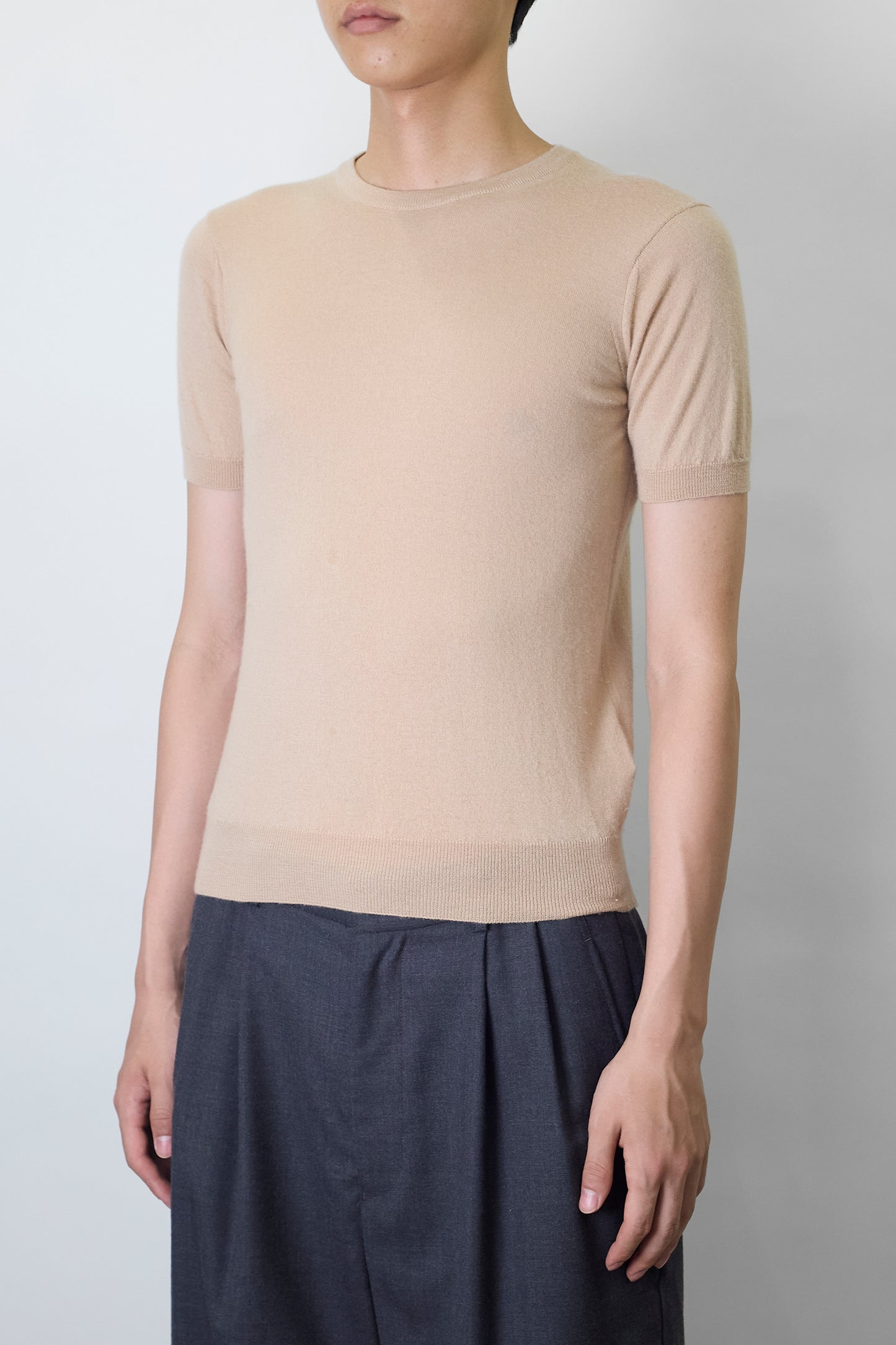 GIORGIO ARMANI BEIGE CASHMERE HALF SLEEVE KNIT MADE IN ITALY