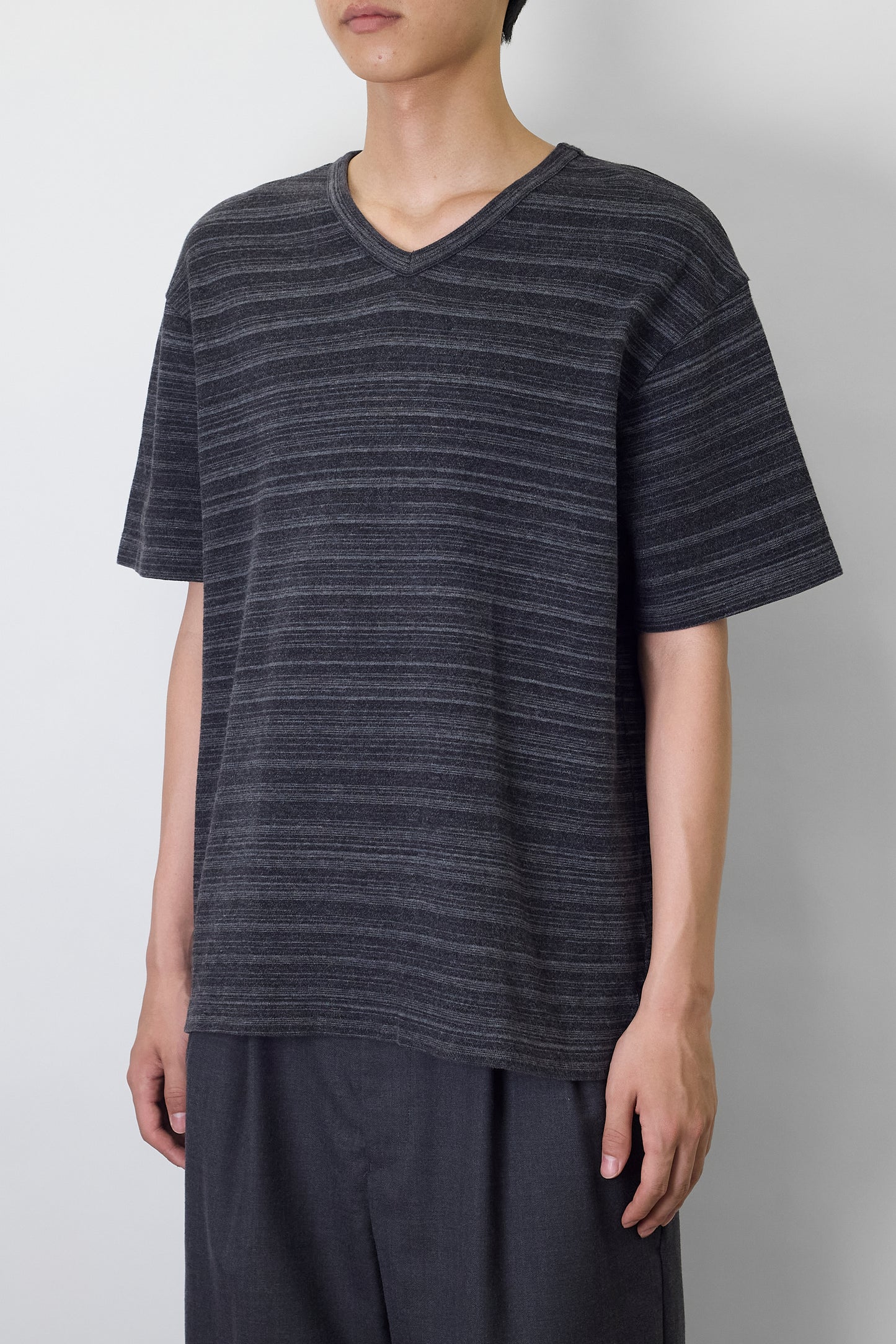 CALVIN KLEIN JEANS GRAY BORDER HALF SLEEVE TEE SHIRT