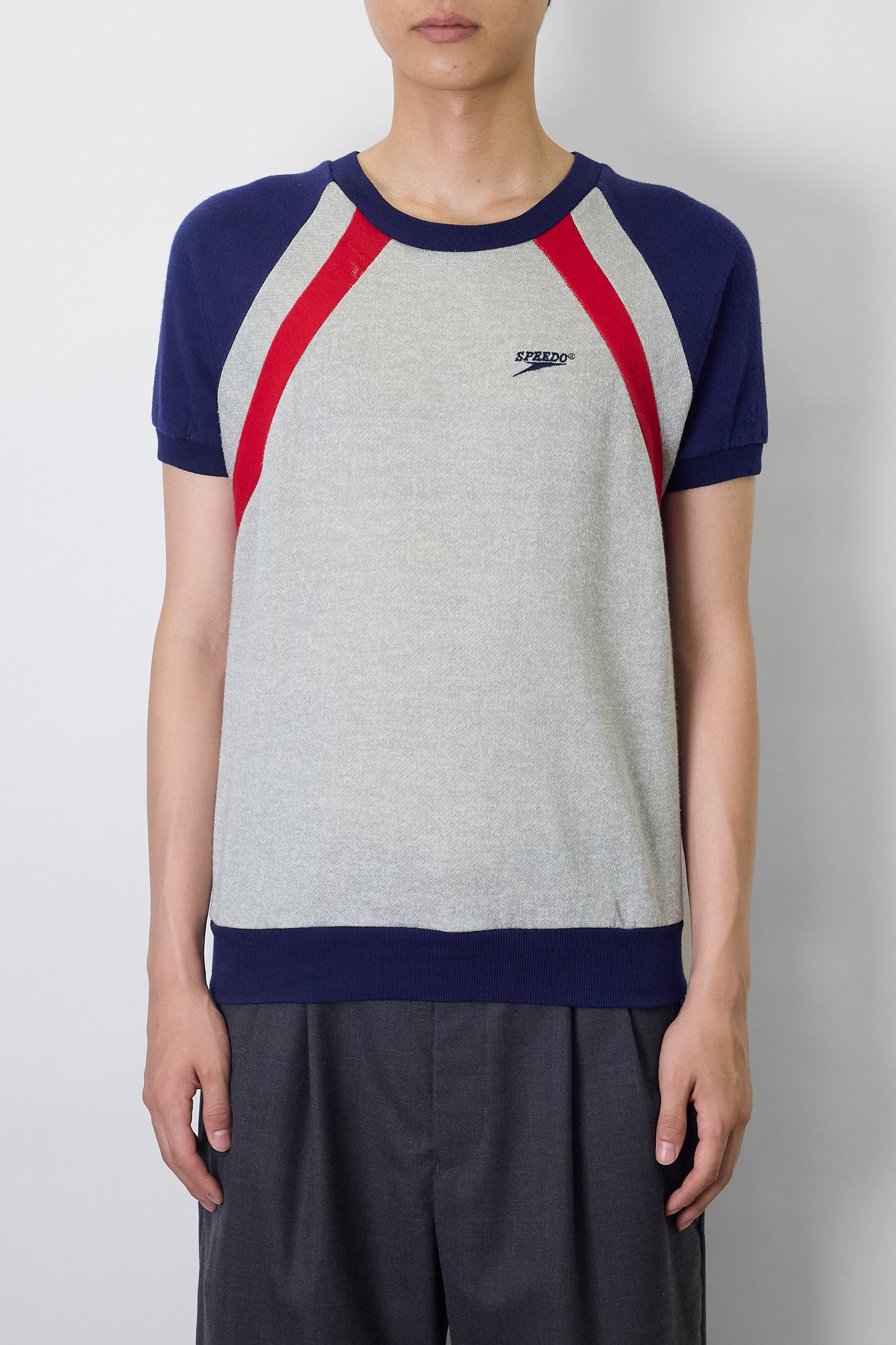 SPEEDO GRAY HALF SLEEVE SWEAT SHIRT