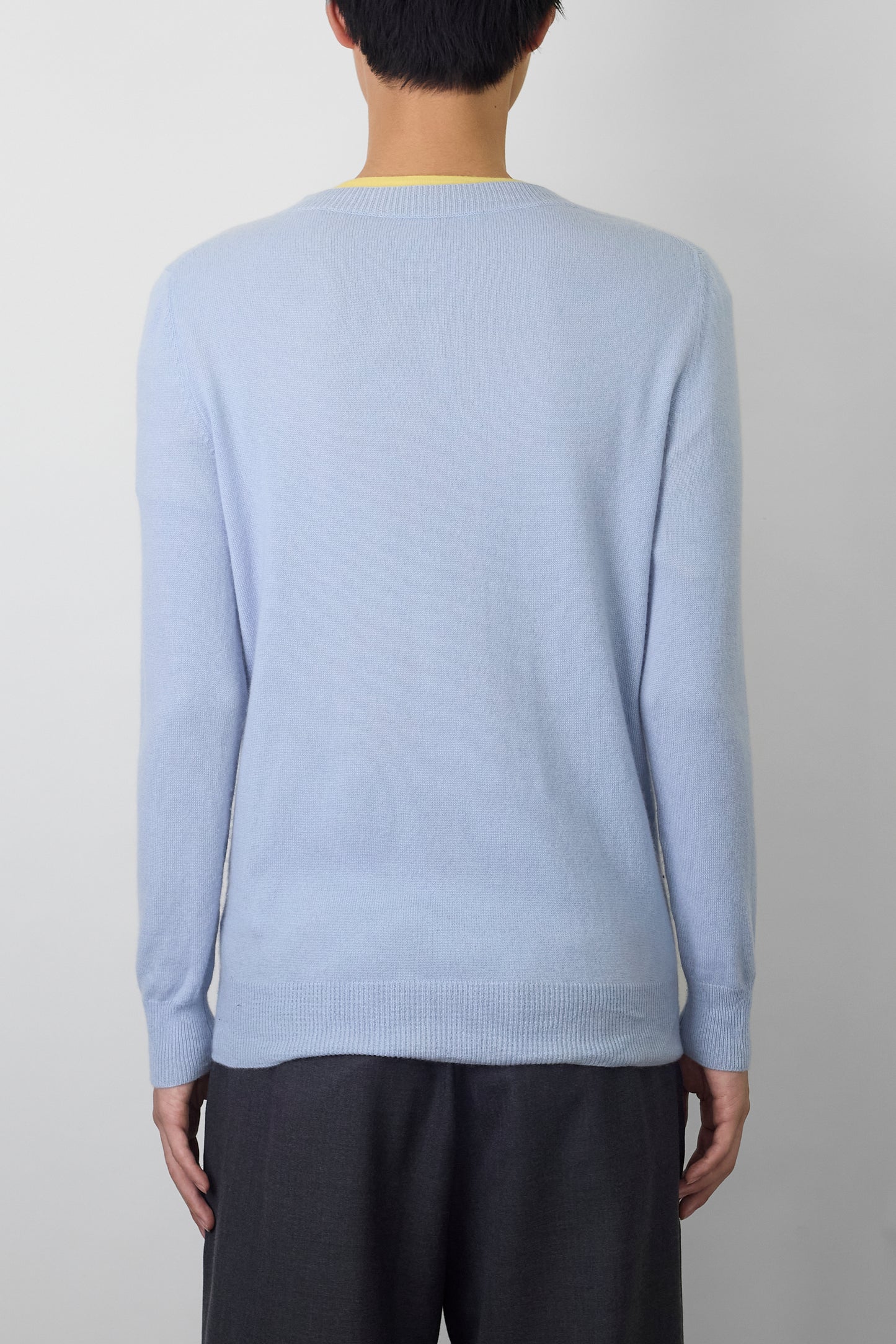 GUCCI BY TOMFORD SKY BLUE CASHMERE V NECK KNIT MADE IN ITALY