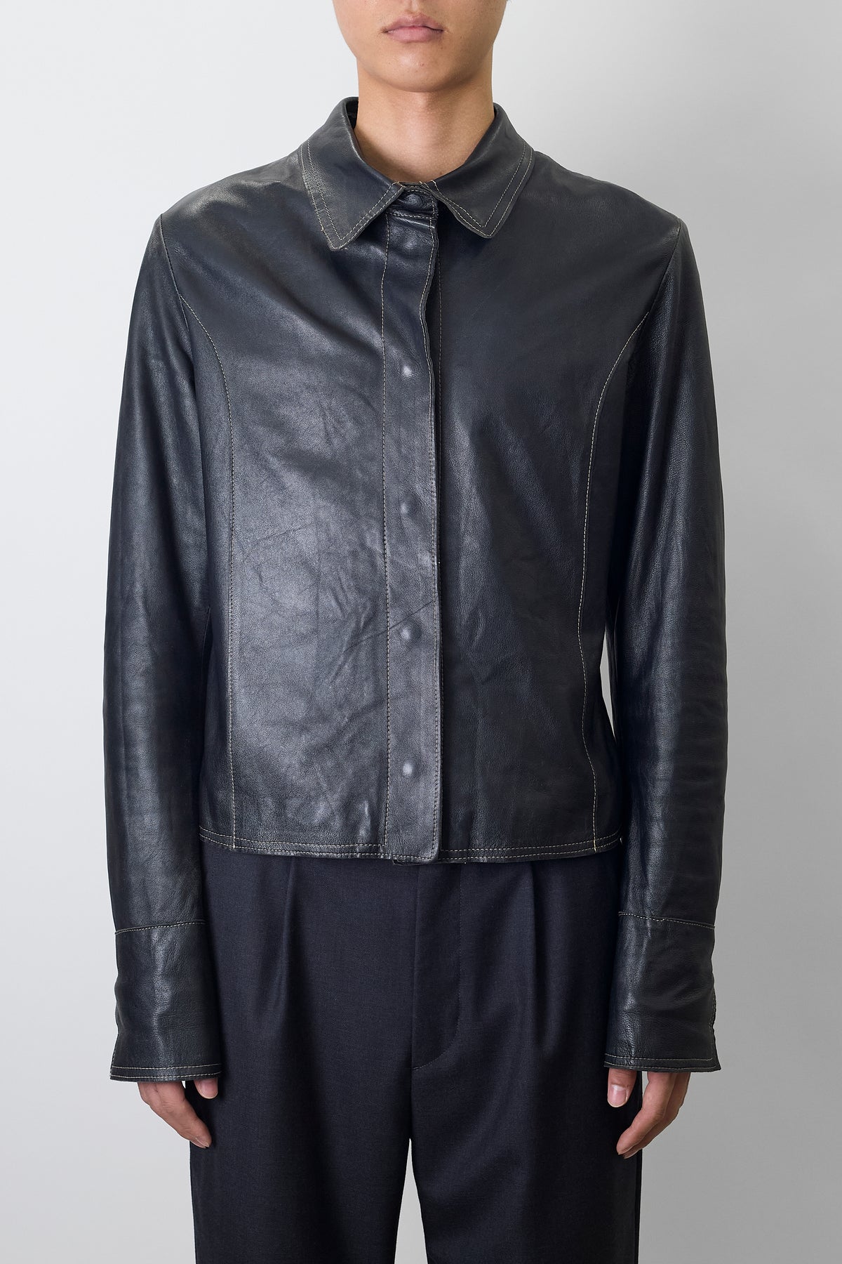 VINTAGE BLACK LEATHER SHORT JACKET MADE IN ITALY
