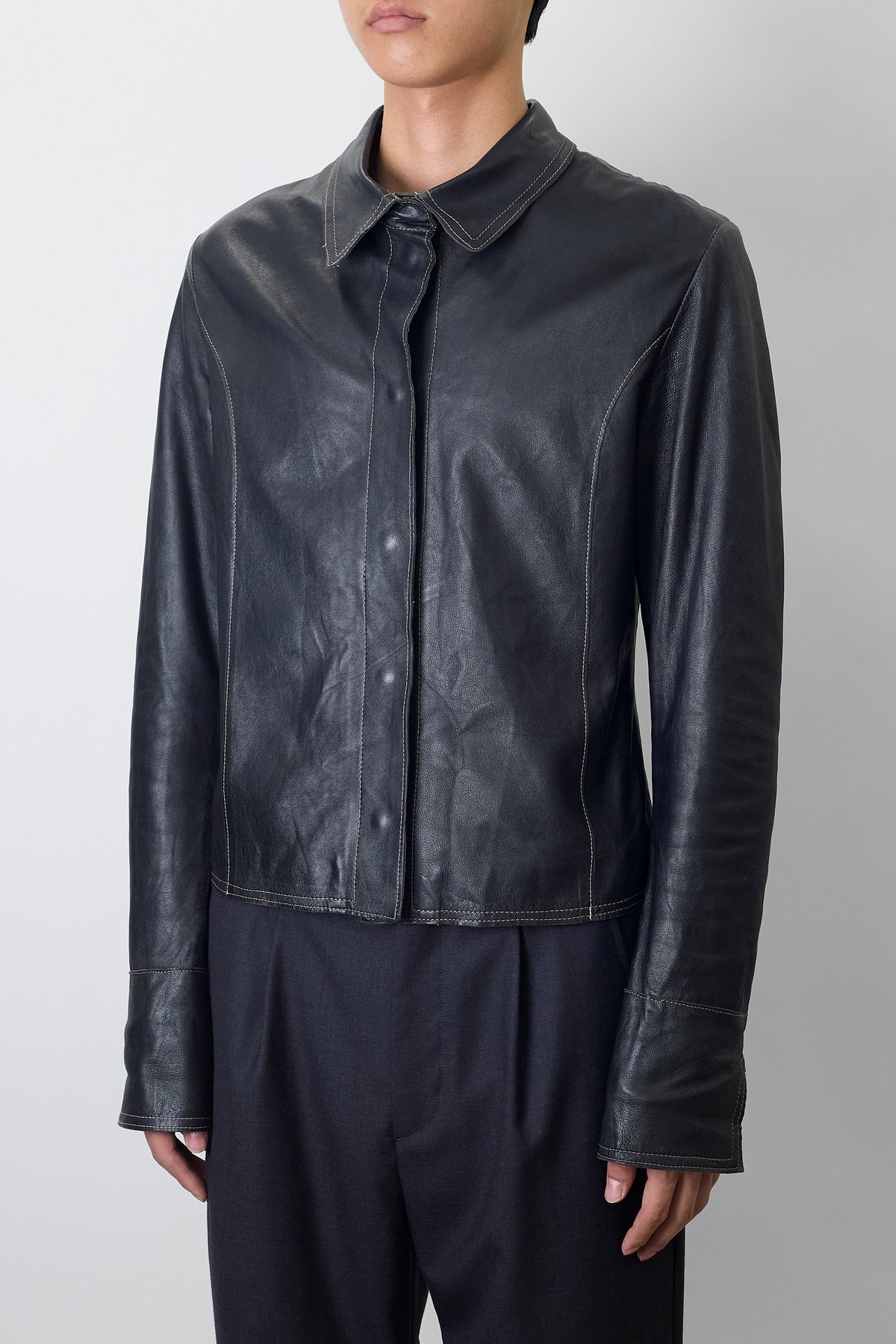 VINTAGE BLACK LEATHER SHORT JACKET MADE IN ITALY