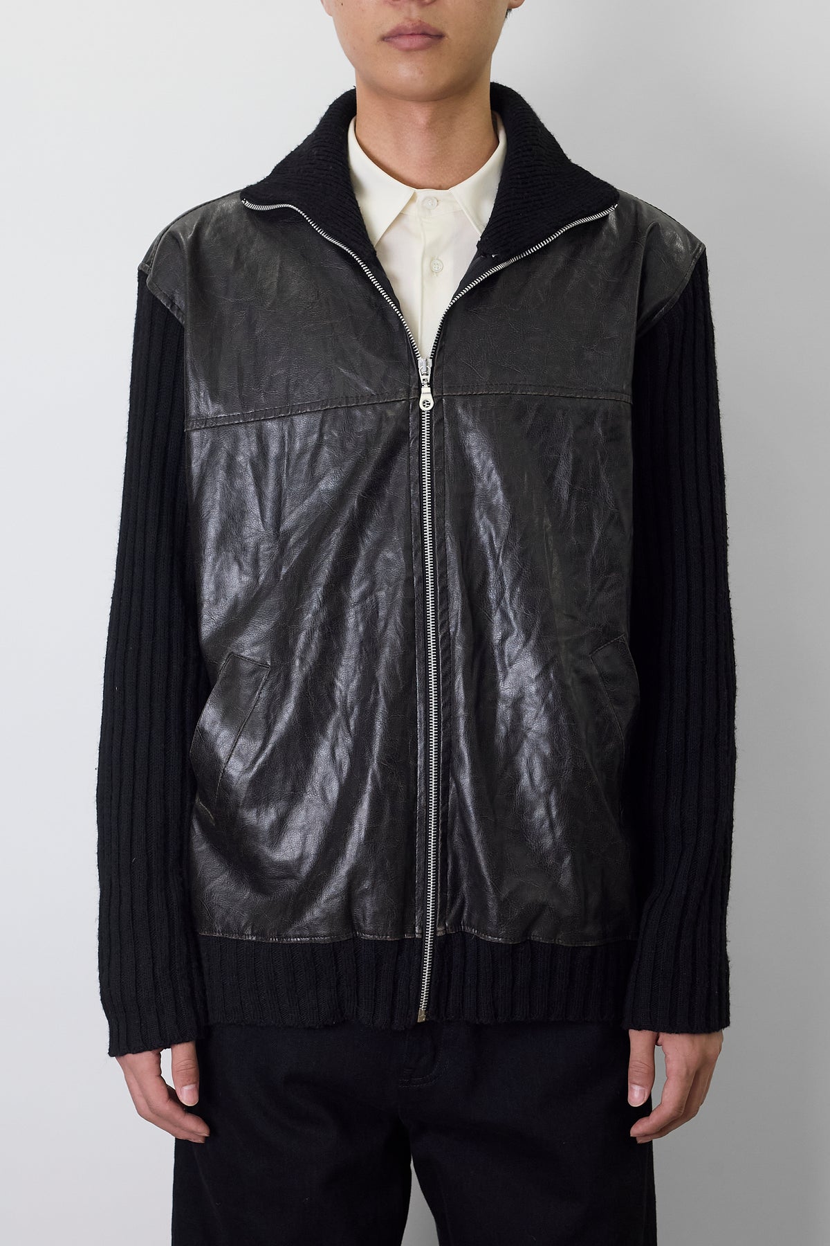 VINTAGE DESIGNED BLACK ZIP UP KNIT MADE IN FRANCE