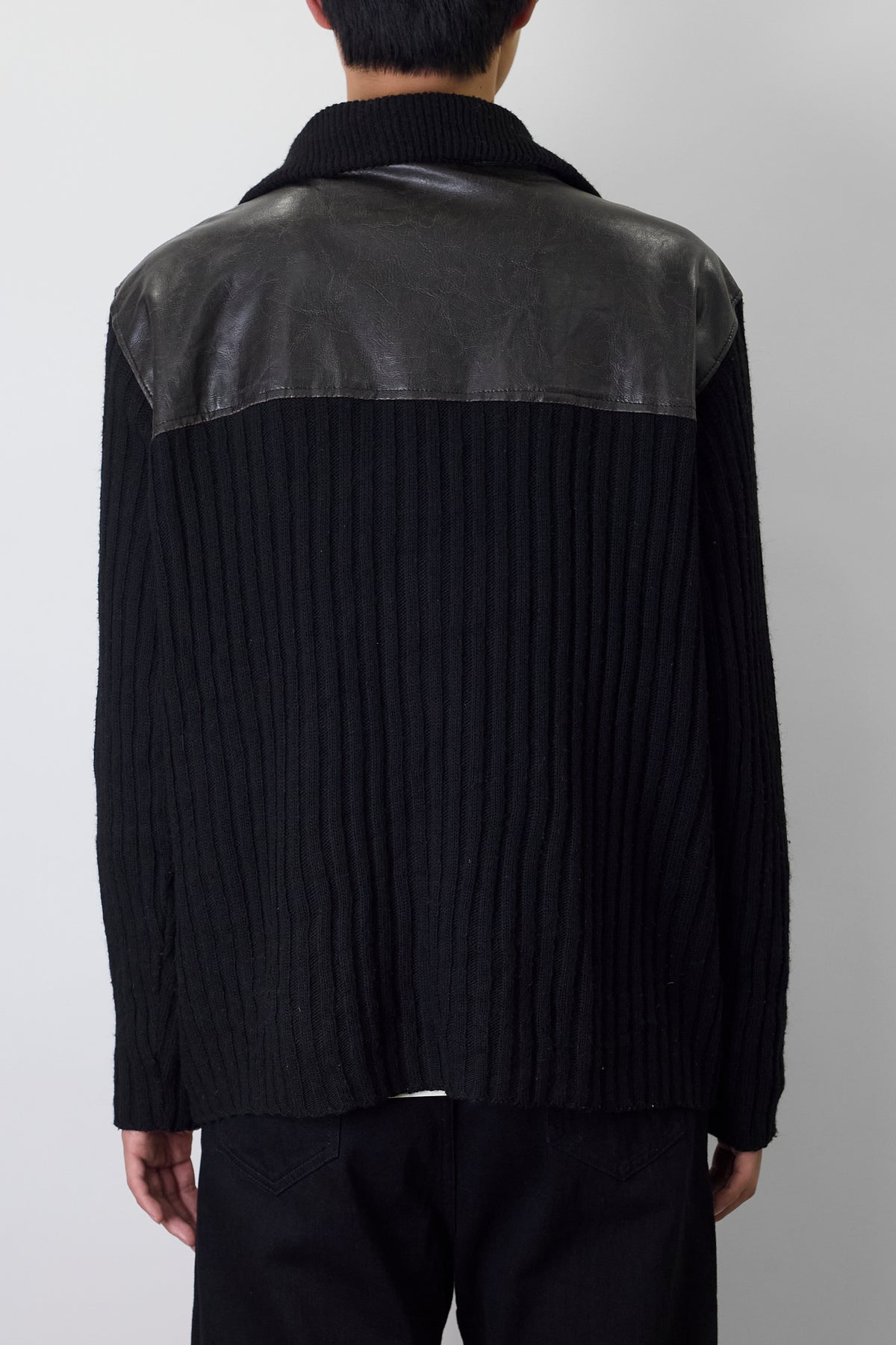 VINTAGE DESIGNED BLACK ZIP UP KNIT MADE IN FRANCE