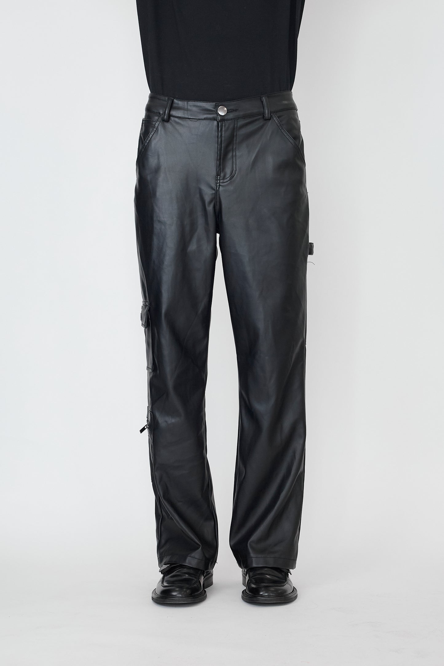 VINTAGE BLACK FAKED LEATHER CARGO WIDE PANTS