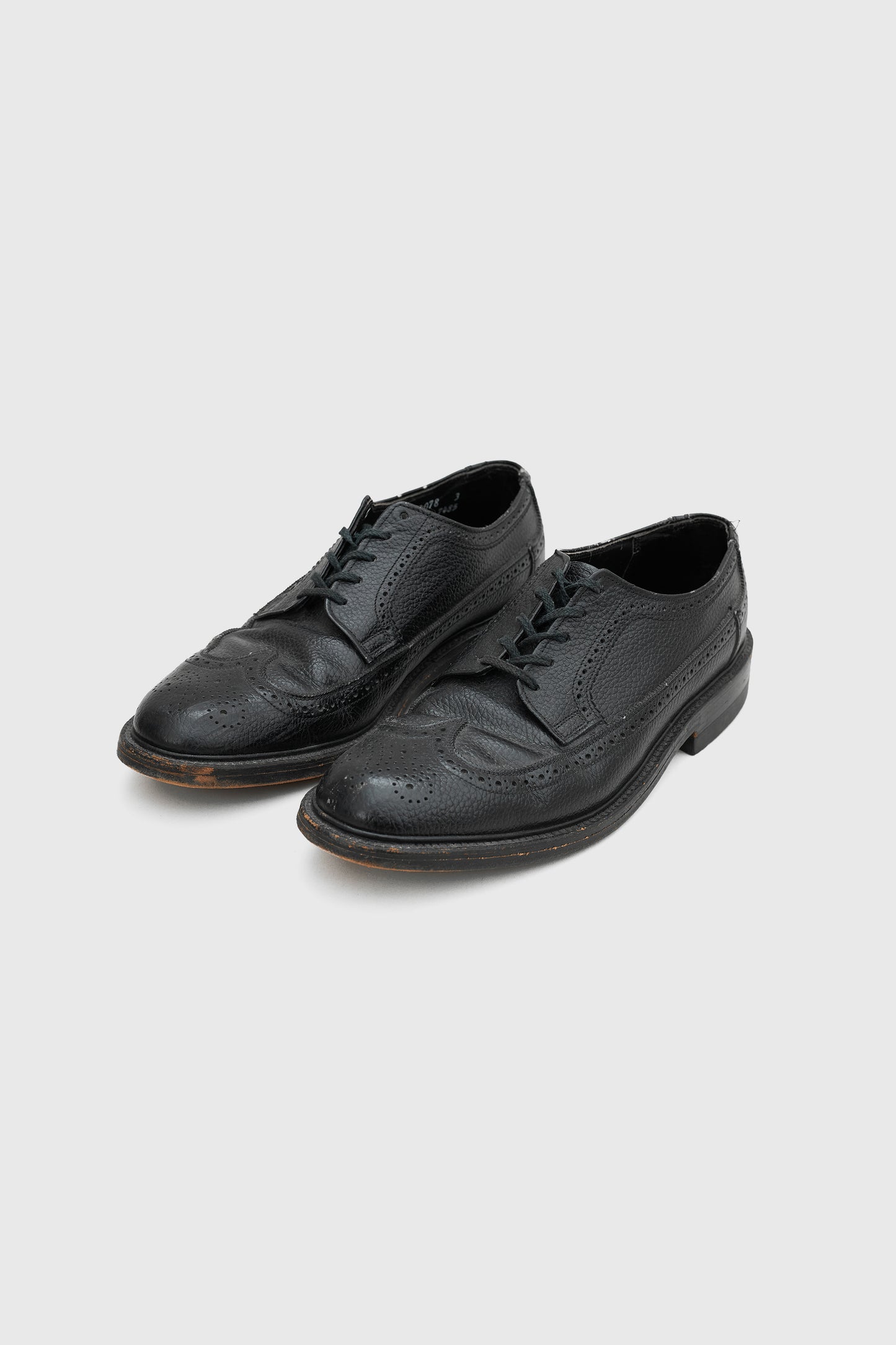 VINTAGE LEATHER WINGTIP SHOES