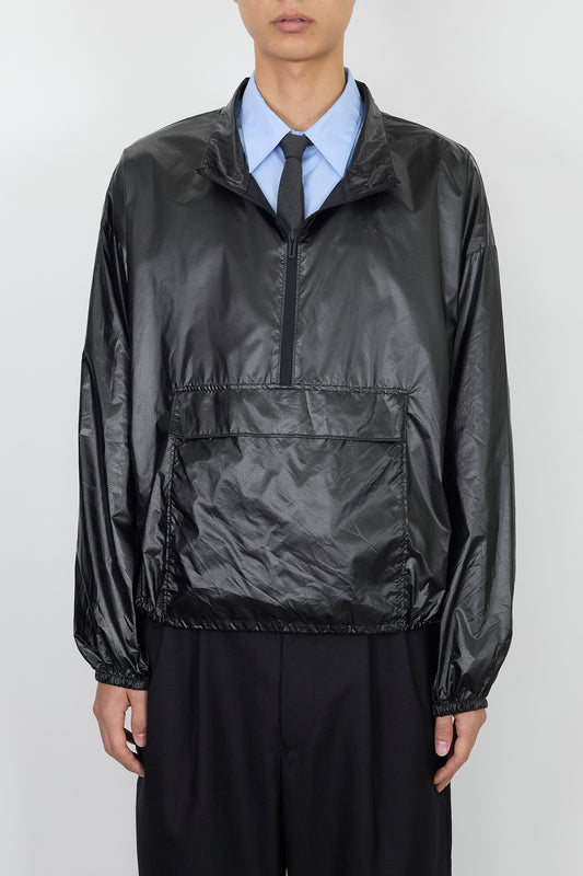 UNDER ARMOUR BLACK NYLON SHORT JACKET