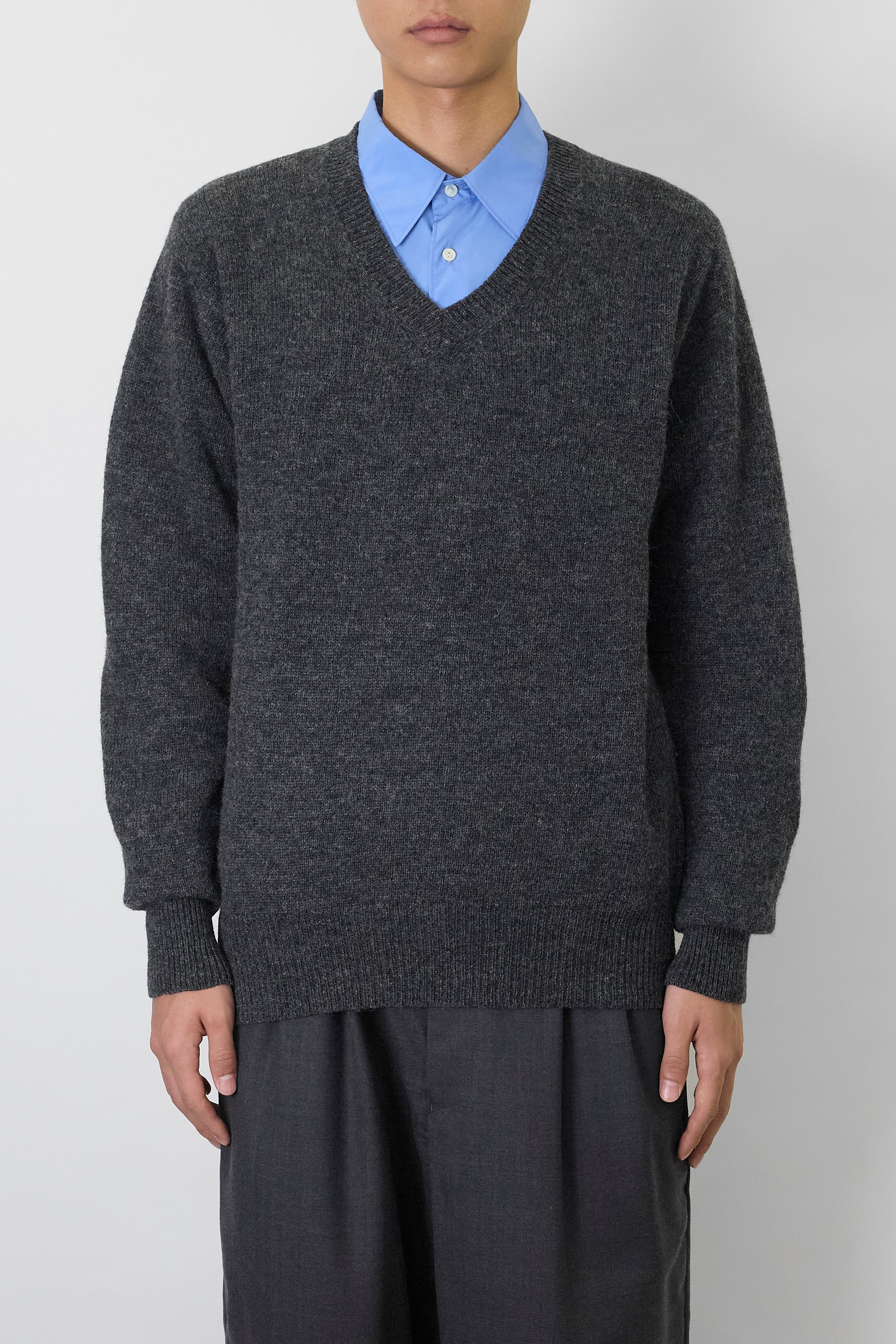 HOMME COMME DES GARCONS GRAY WOOL V NECK KNIT – DISSONANCE