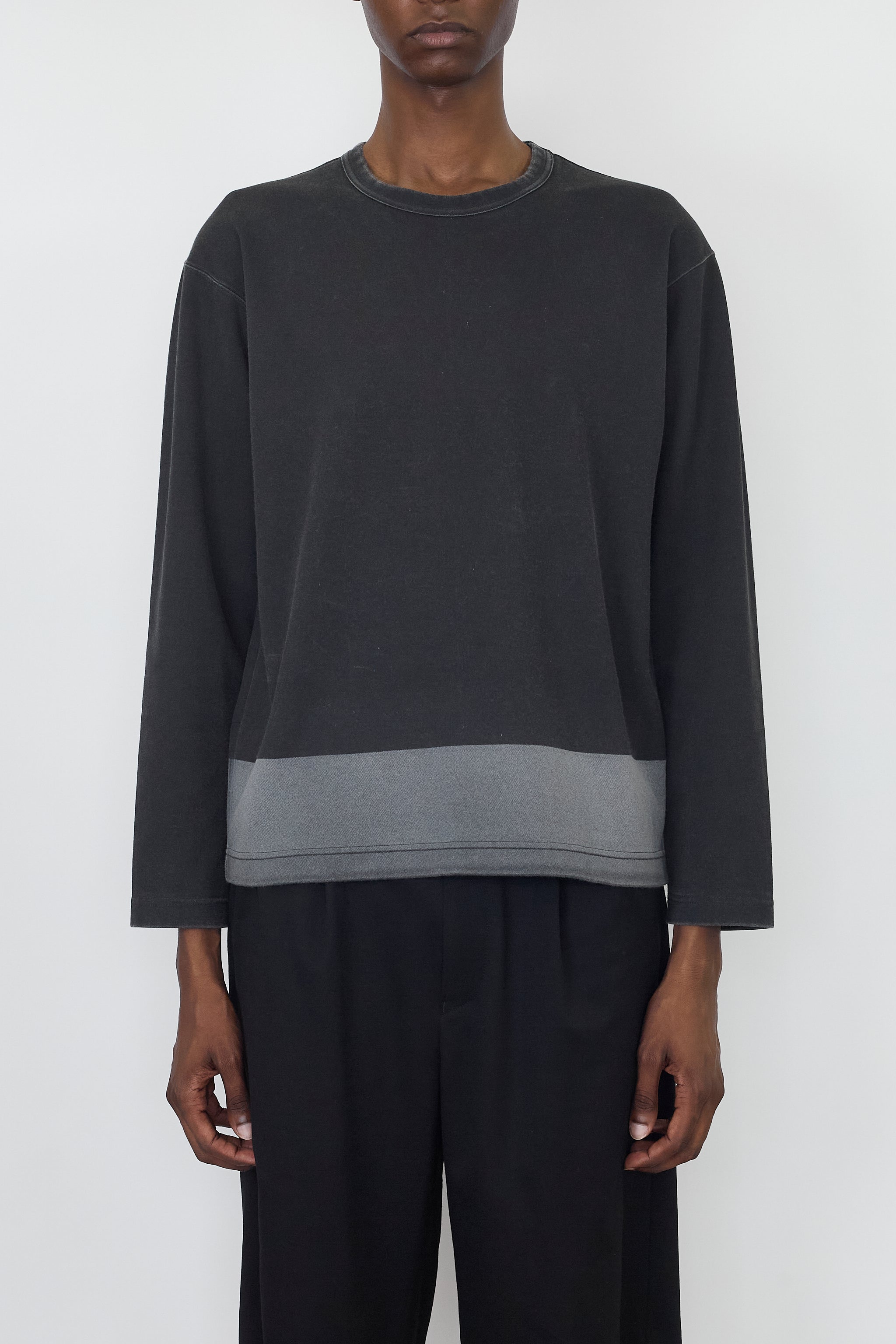今 話題 の 人気 商品 COMME des GARÇONS – DISSONANCE トップス
