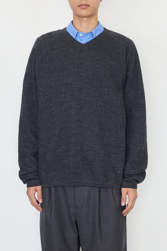 BANANA REPUBLIC GRAY WOOL V NECK KNIT