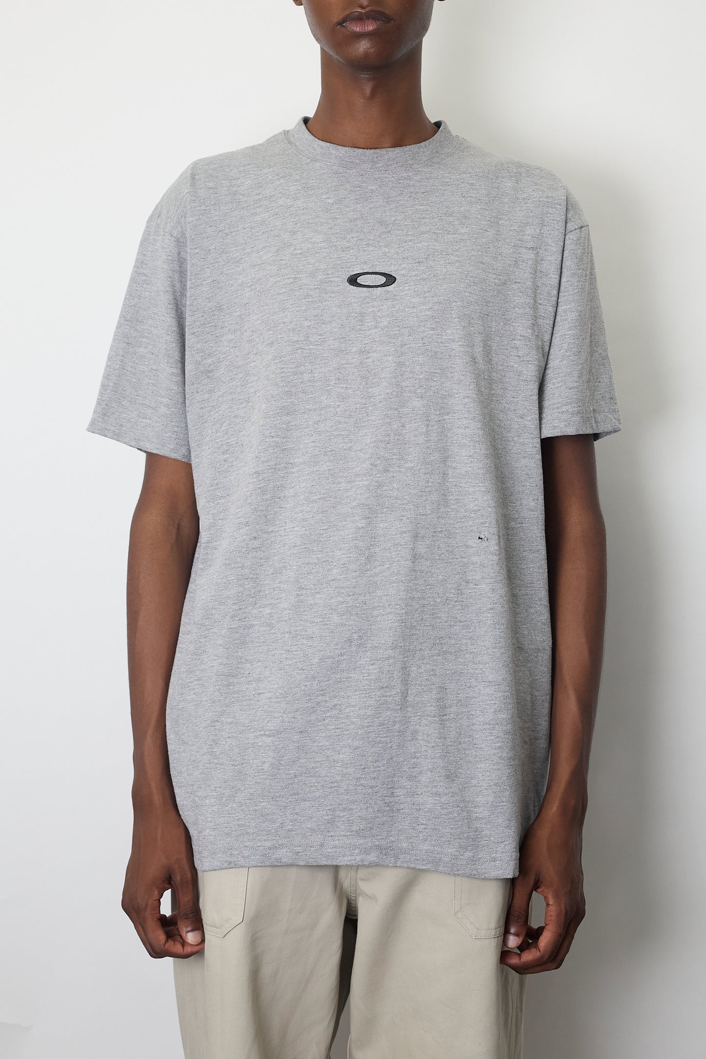 OAKLEY GRAY HALF SLEEVE T SHIRT