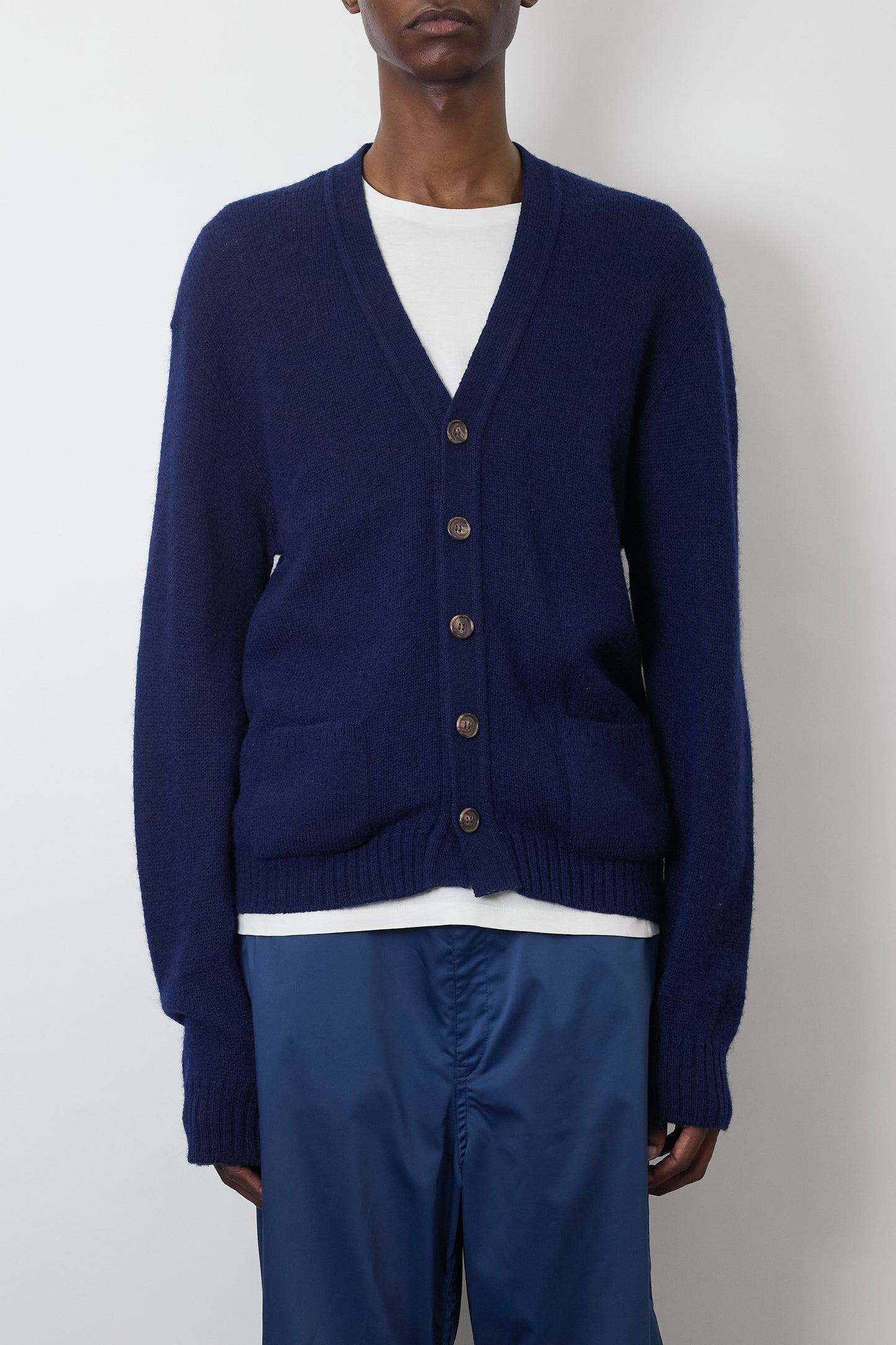 VINTAGE NAVY WOOL KNIT CARDIGAN MADE IN USA
