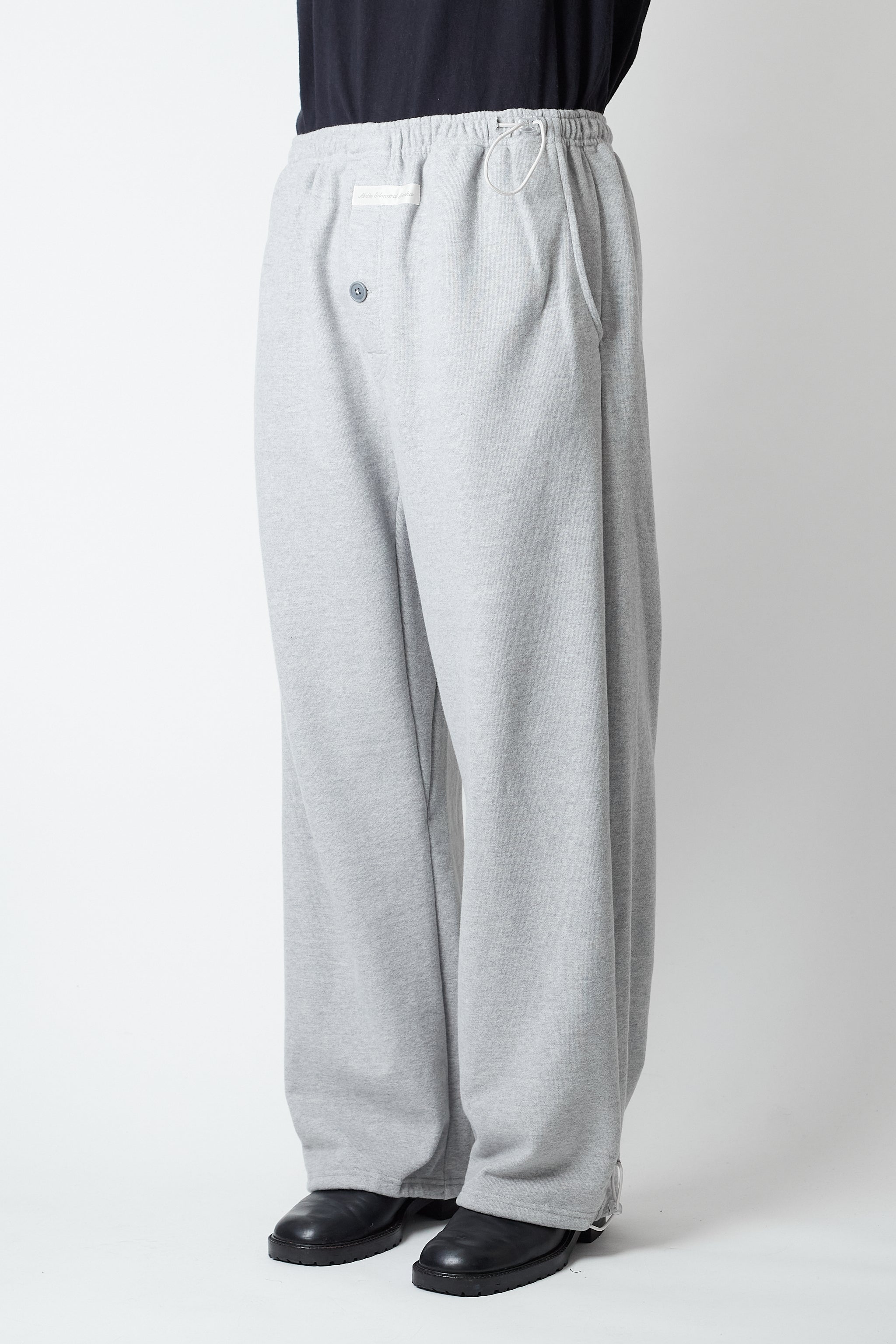 ABELIA EDOWARD GOUCHA LONG TRANKS SWEAT PANTS – DISSONANCE