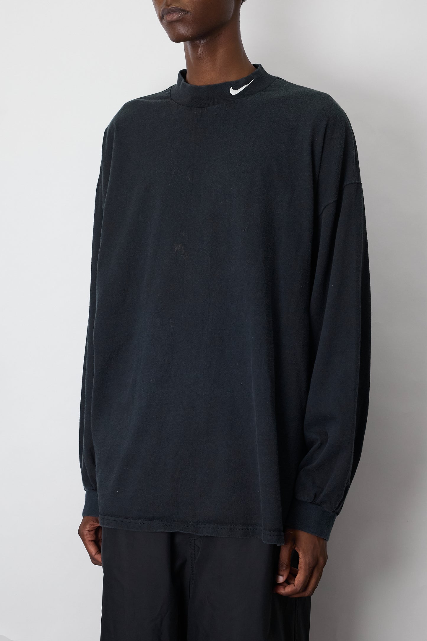 NIKE BLACK LONG SLEEVE SHIRT MADE IN USA