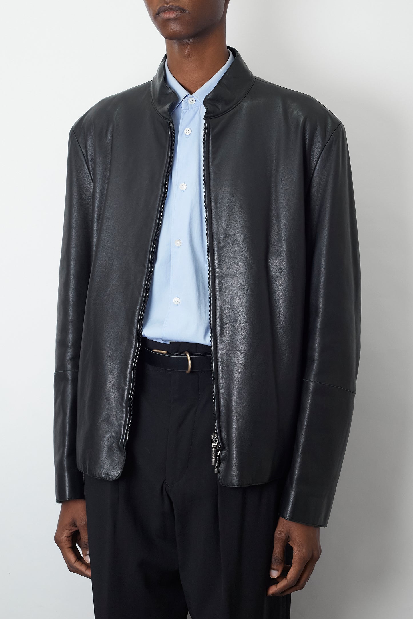 ARMANI COLLEZIONI BLACK LEATHER SHORT JACKET