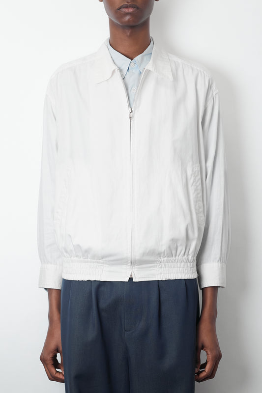 I.S. ISSEY MIYAKE WHITE ZIP UP SHORT JACKET