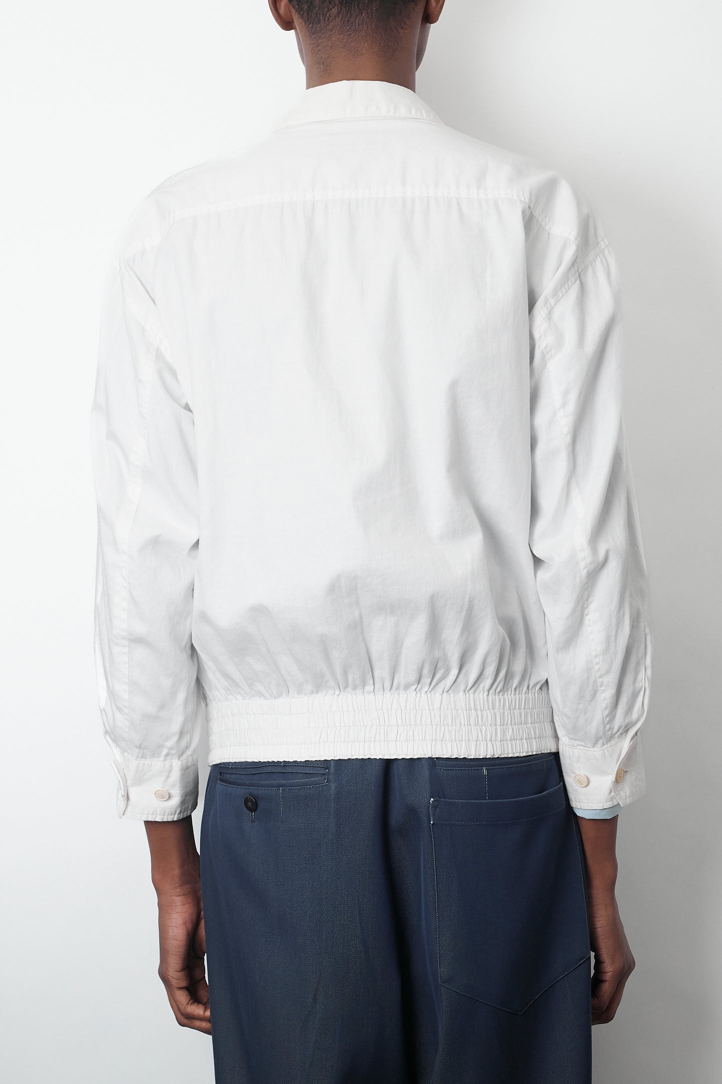 I.S. ISSEY MIYAKE WHITE ZIP UP SHORT JACKET