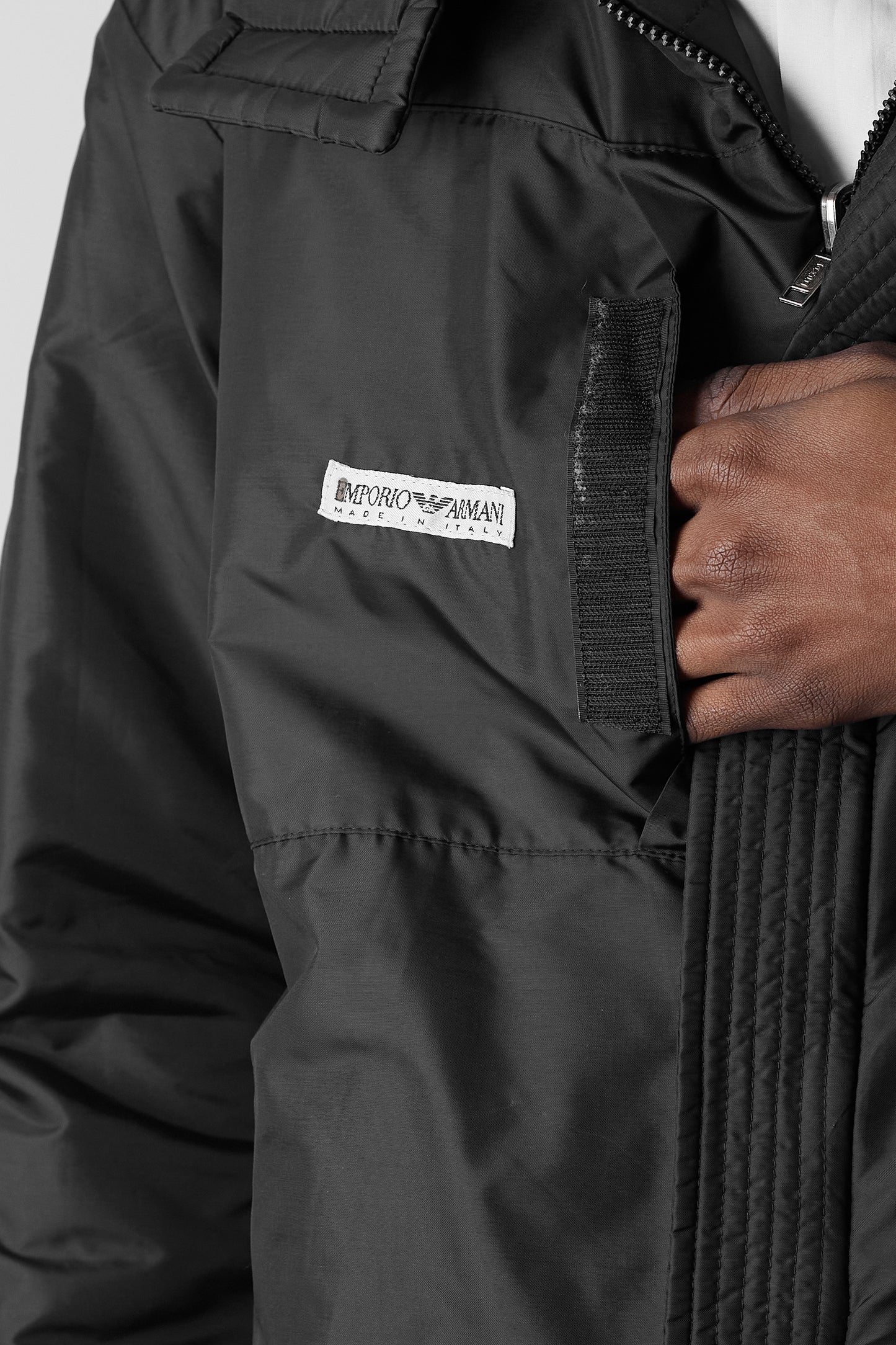 EMPORIO ARMANI BLACK REVERSIBLE PADDED JACKET