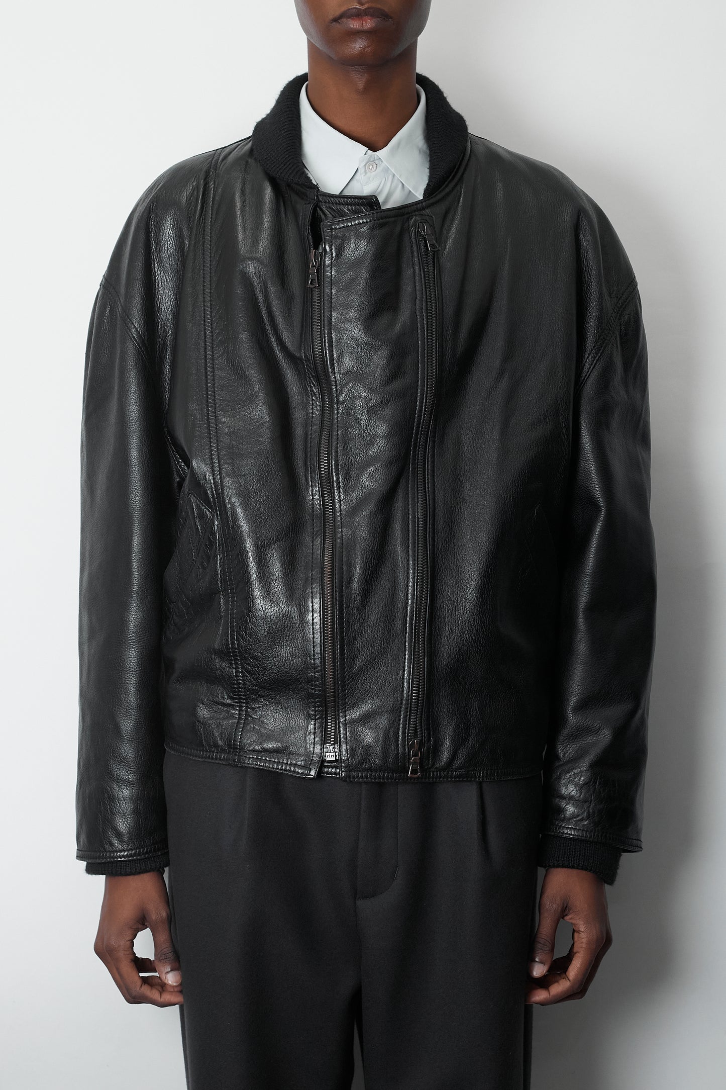 GIANNI VERSACE RUFFO LEATHER SHORT BOMBER JACKET